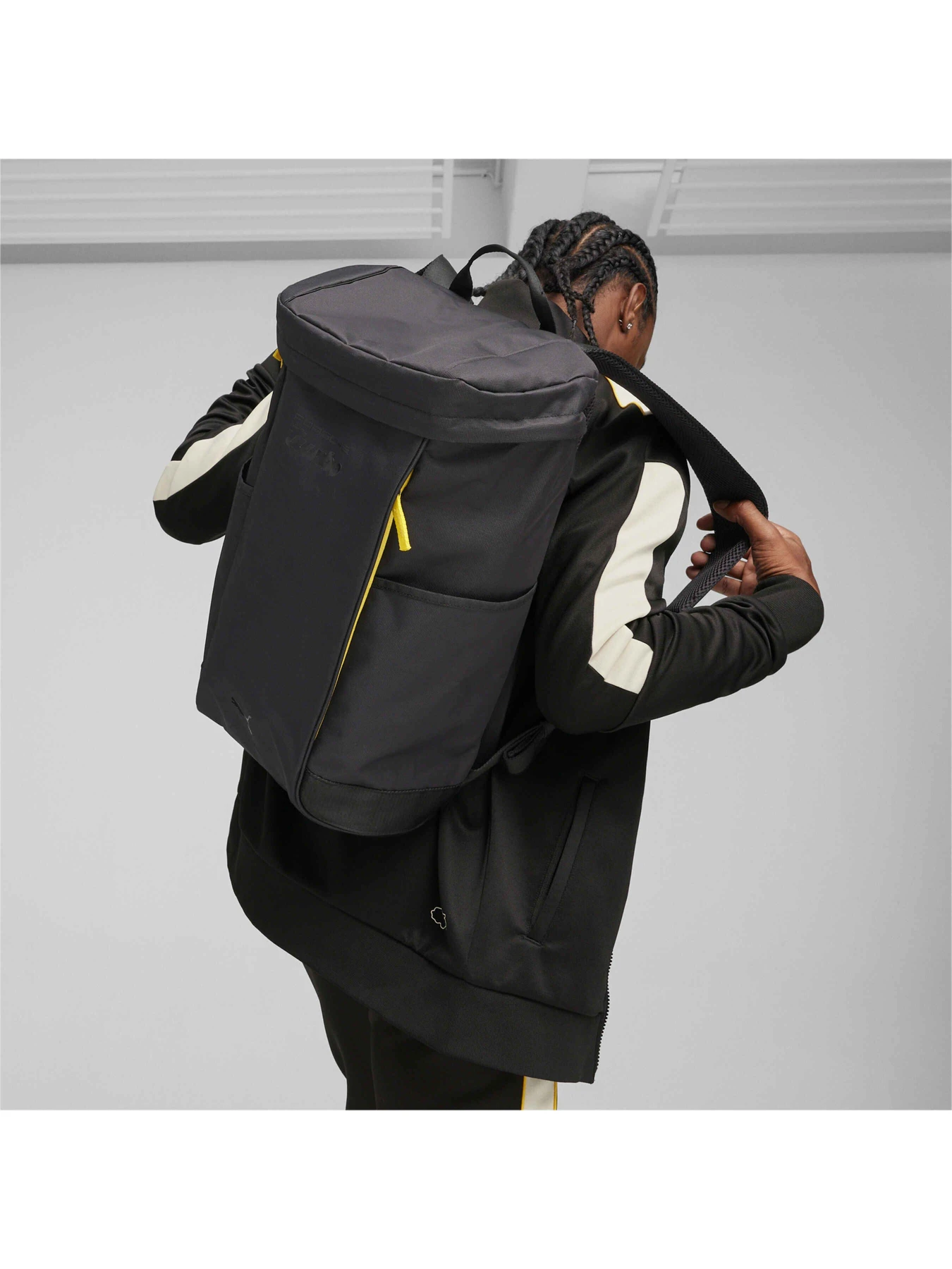Рюкзаки PUMA Porsche Legacy Backpack модель 090405 Рюкзаки PUMA Porsche Legacy Backpack модель 090405 Фото