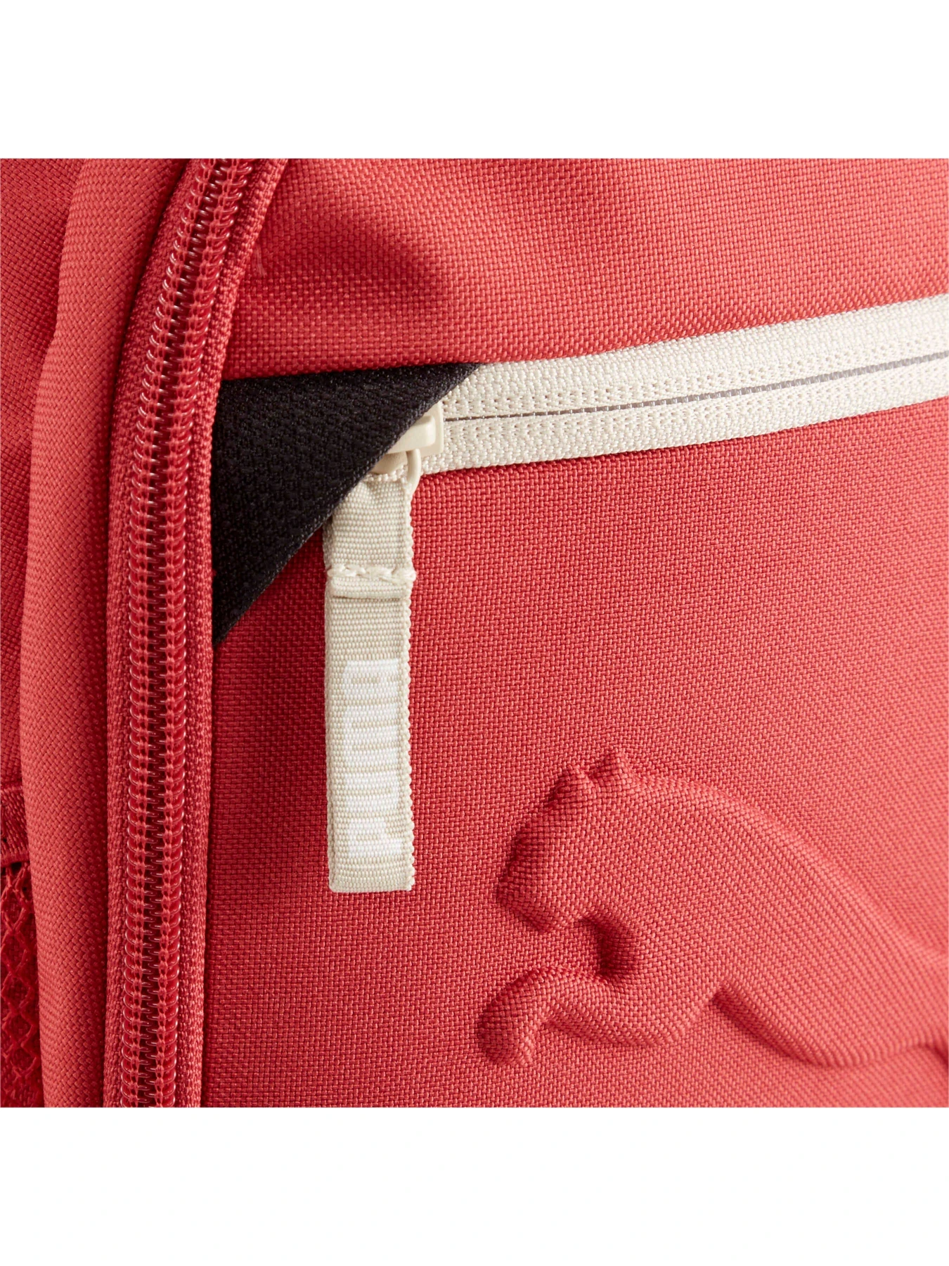 Рюкзаки PUMA Buzz Youth Backpack модель 090262 Рюкзаки PUMA Buzz Youth Backpack модель 090262 Фото