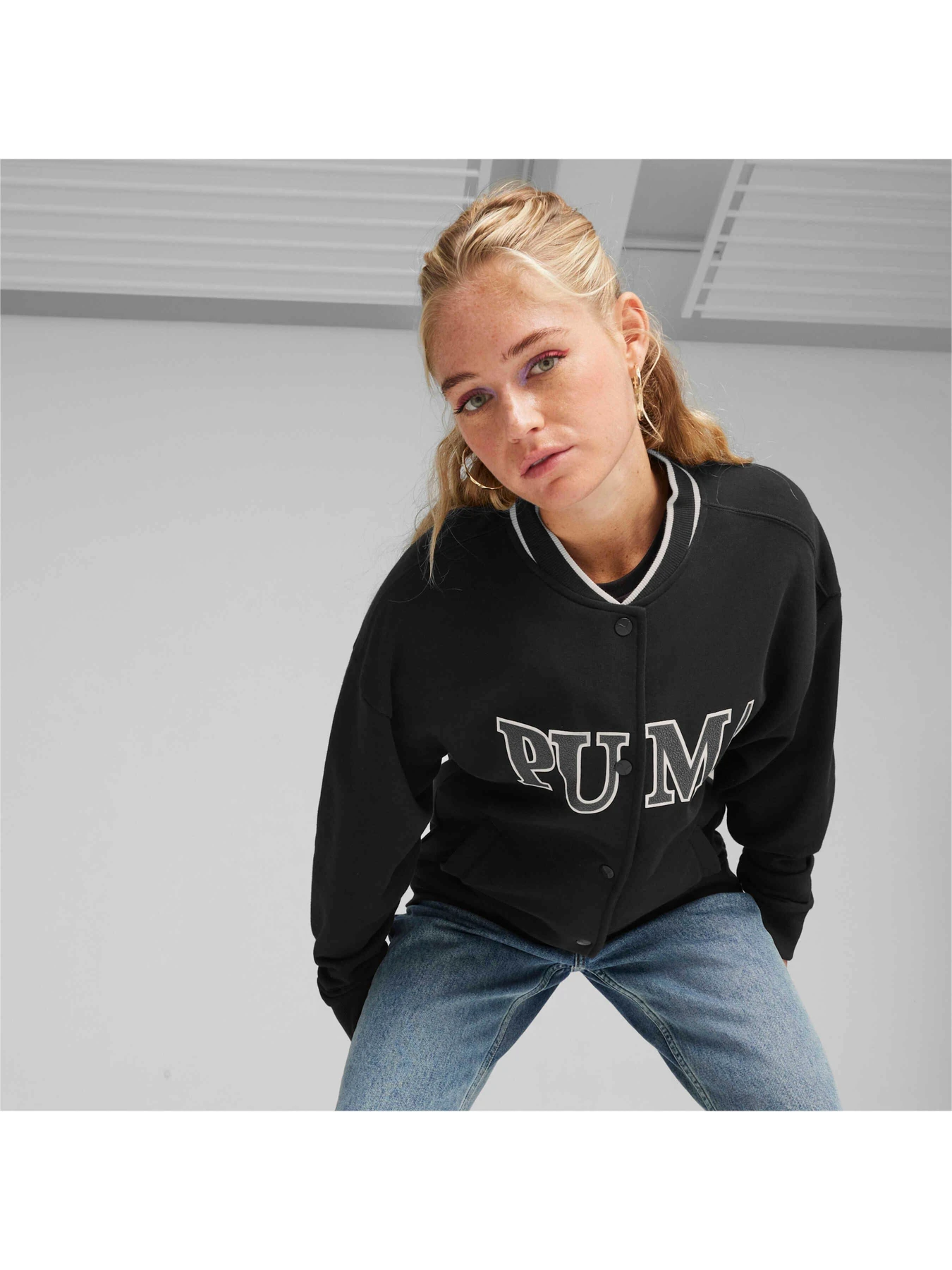 Куртки та дублянки PUMA Squad Track Jacket Tr модель 677902 Фото