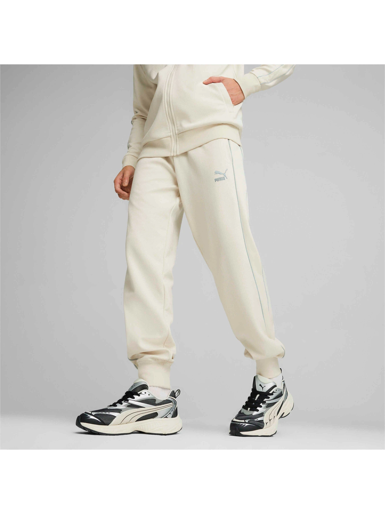 Штани PUMA T7 Track Pants модель 624329 Фото