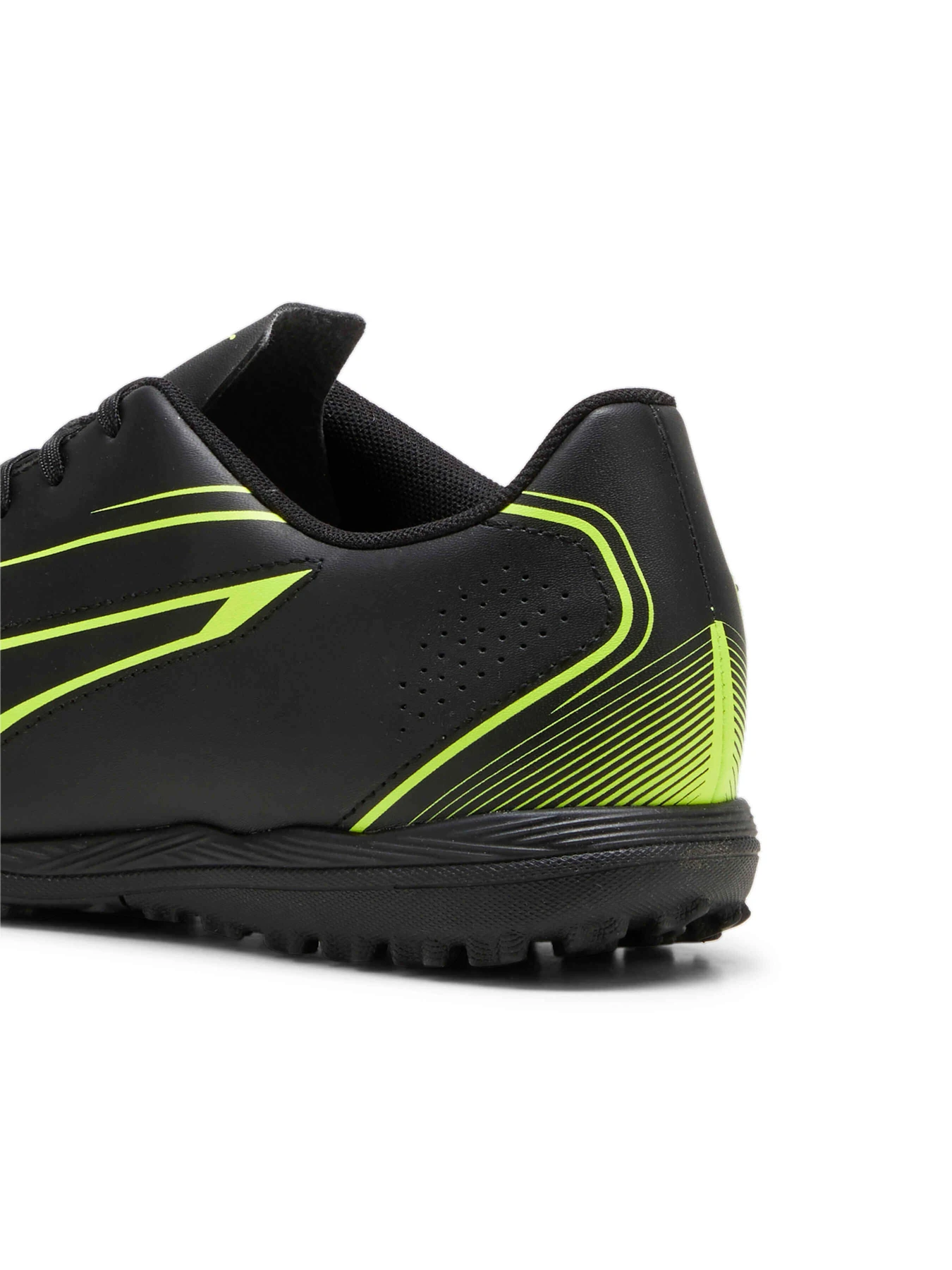 Кроссовки PUMA Vitoria Tt модель 107484 Фото