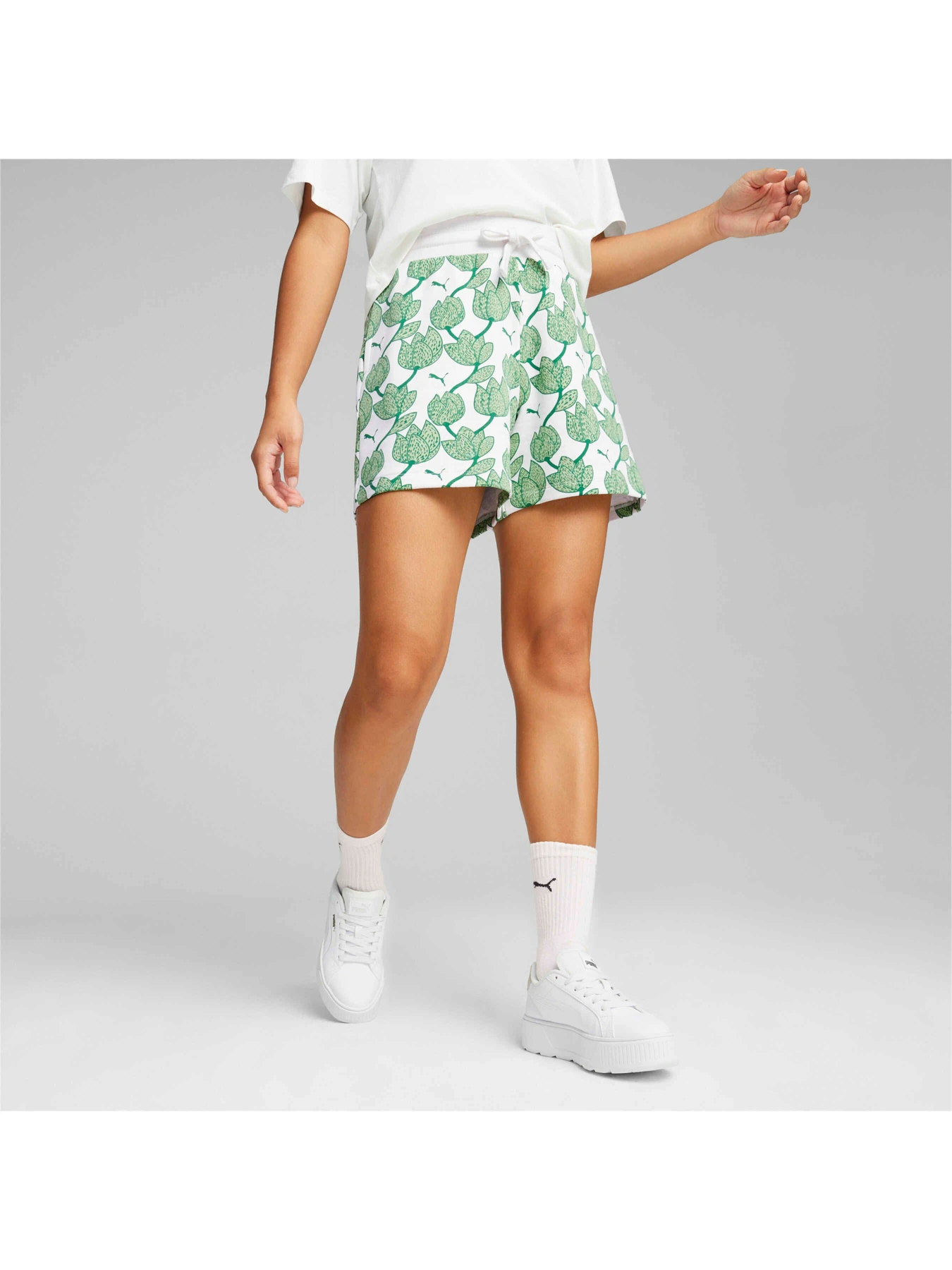 Шорты PUMA Blossom Aop Shorts Tr модель 679352 Шорты PUMA Blossom Aop Shorts Tr модель 679352 Фото