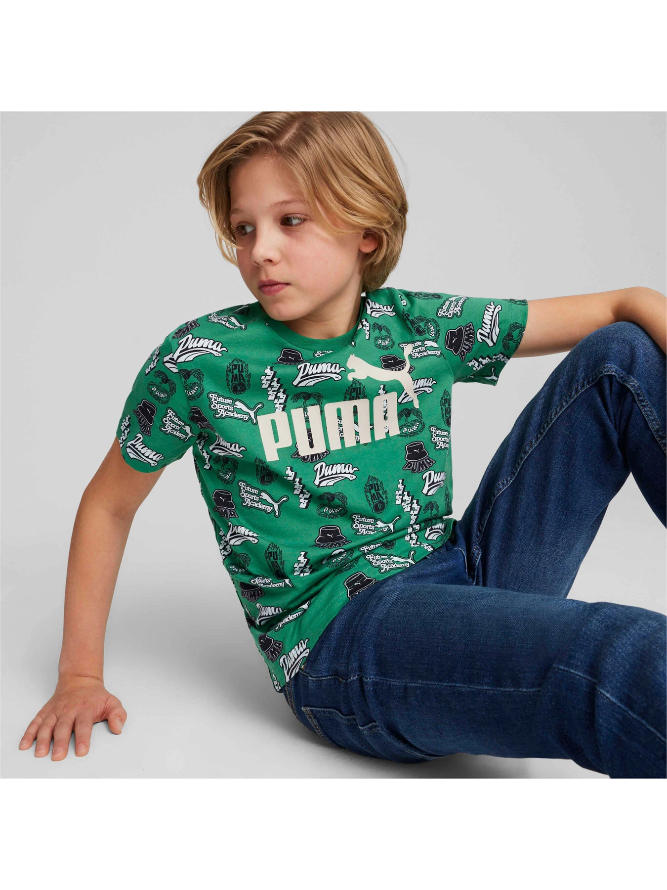 Футболки и поло PUMA Ess+ Mid 90s Aop Tee модель 679239 Футболки и поло PUMA Ess+ Mid 90s Aop Tee модель 679239 Фото