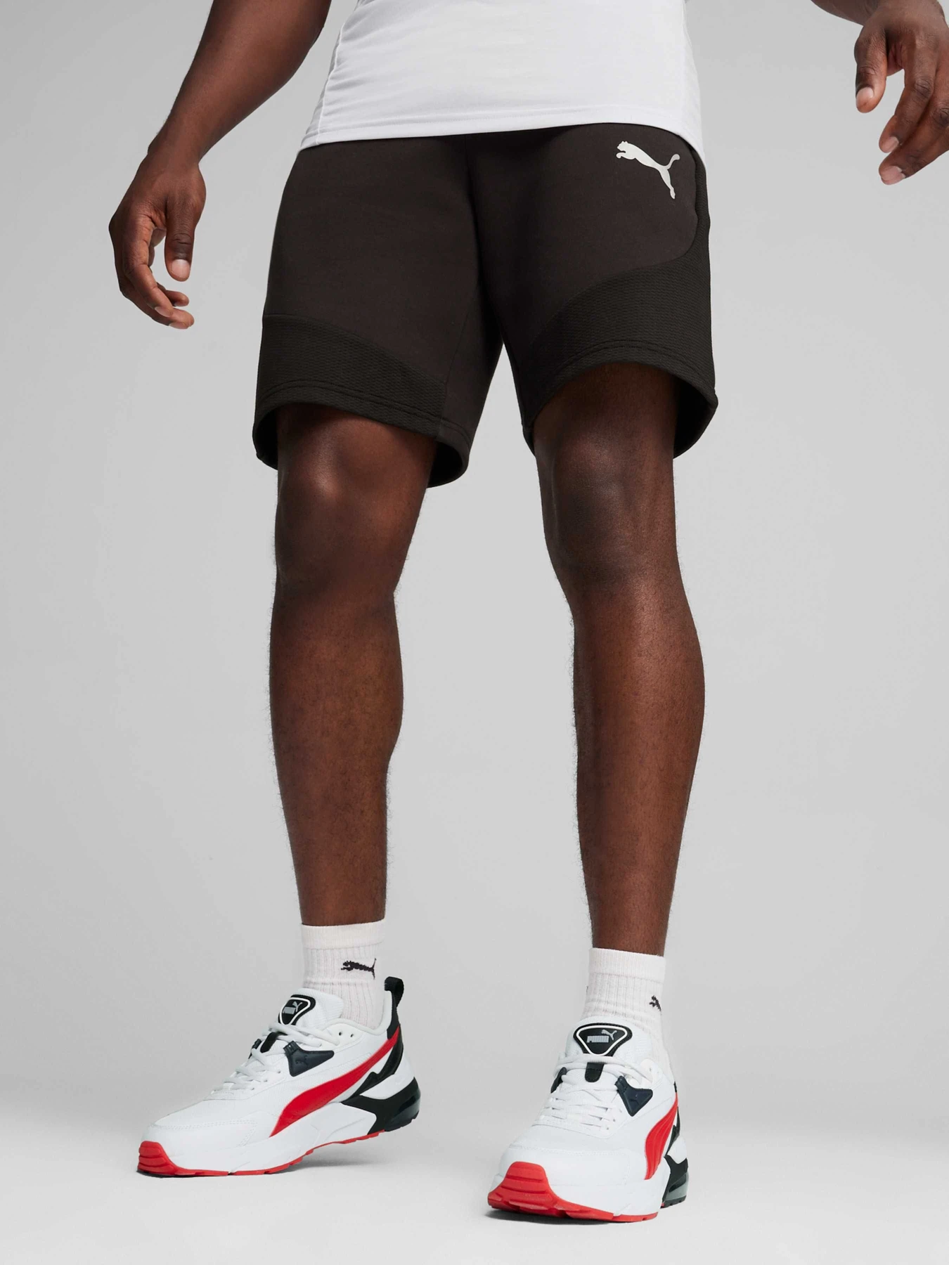 Шорти PUMA Evostripe Shorts модель 678996 Шорти PUMA Evostripe Shorts модель 678996 Фото