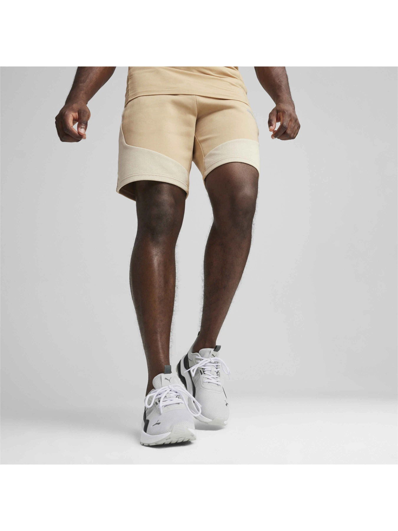 Шорти PUMA Evostripe Shorts модель 678996 Шорти PUMA Evostripe Shorts модель 678996 Фото