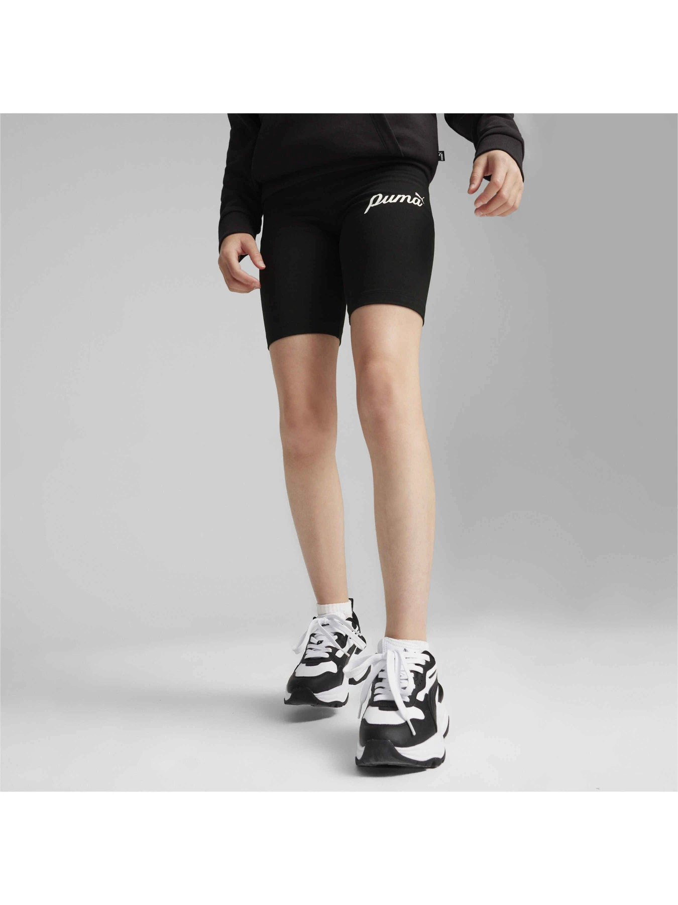 Шорти PUMA Ess+ Blossom Short Tight модель 679412 Шорти PUMA Ess+ Blossom Short Tight модель 679412 Фото