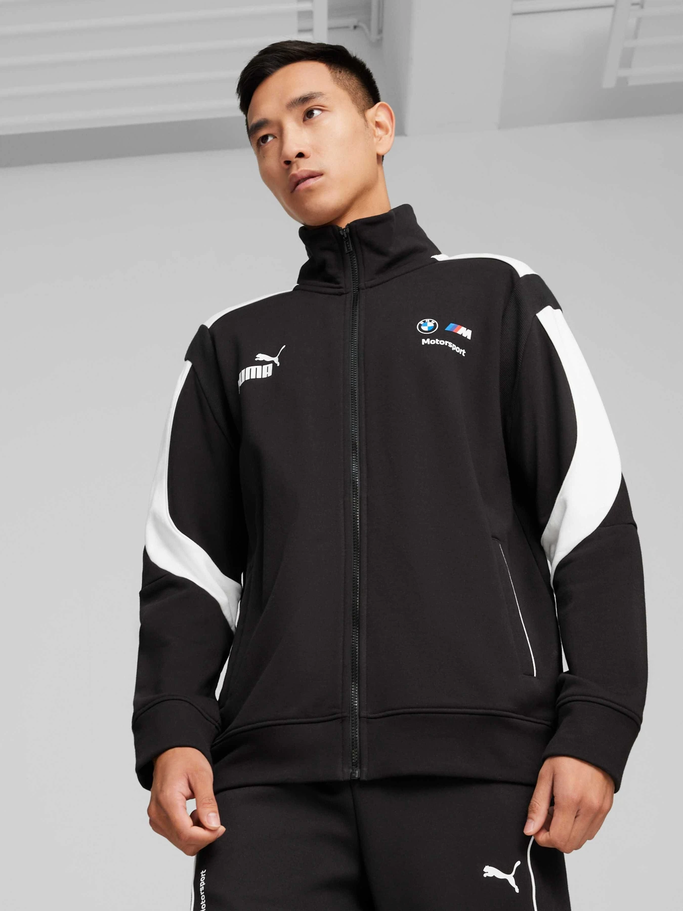 Худи и свитшоты PUMA Bmw Mms Mt7+ Sweat Jacket модель 624137 Худи и свитшоты PUMA Bmw Mms Mt7+ Sweat Jacket модель 624137 Фото