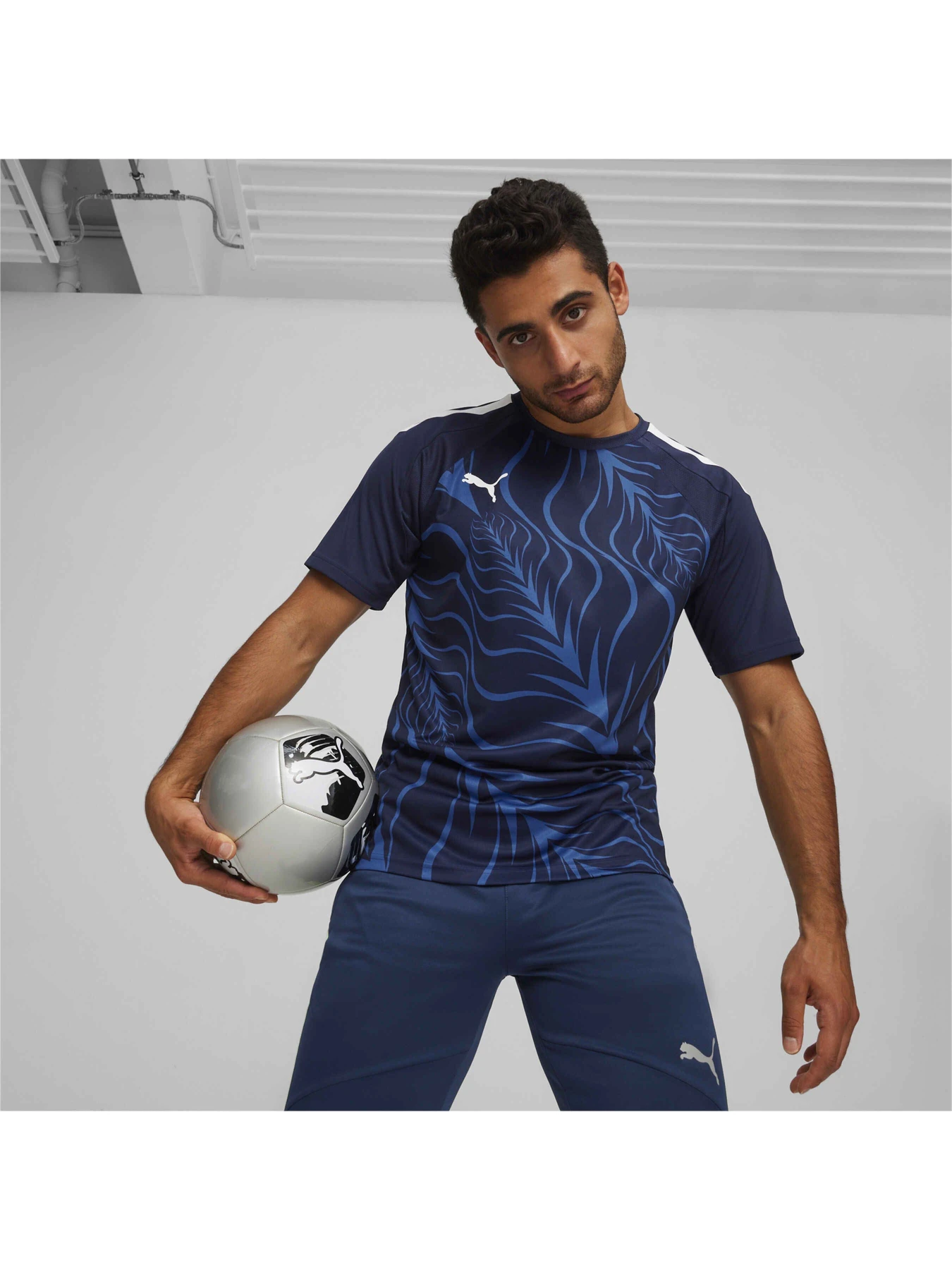 Футболки і поло PUMA Individualliga Graphicjersey модель 658984 Фото