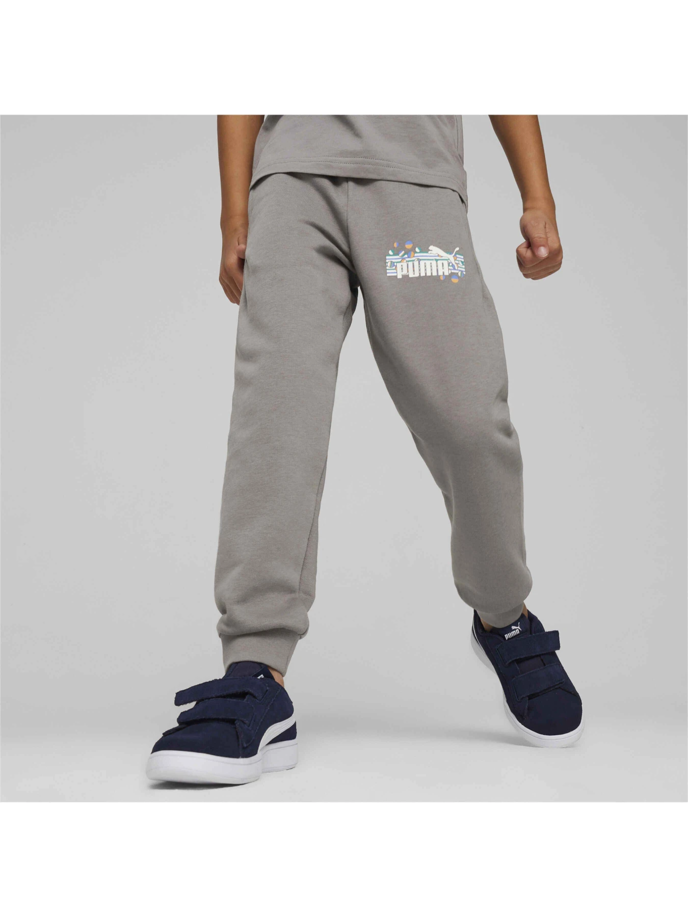 Брюки PUMA Ess+ Summer Camp Sweatpants модель 679277 Фото