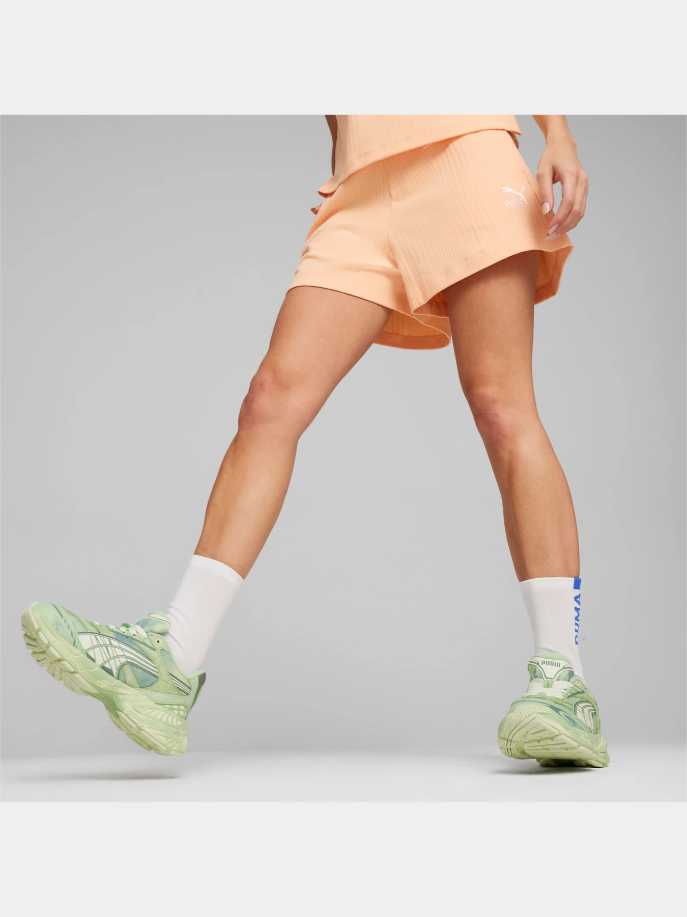 Шорты PUMA Classics Ribbed Shorts модель 624254 Шорты PUMA Classics Ribbed Shorts модель 624254 Фото