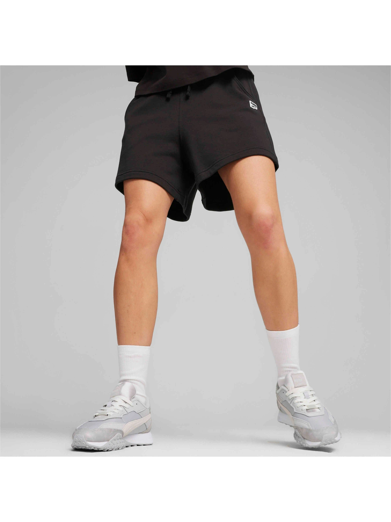 Шорти PUMA Downtown High Waist Shorts модель 624355 Фото