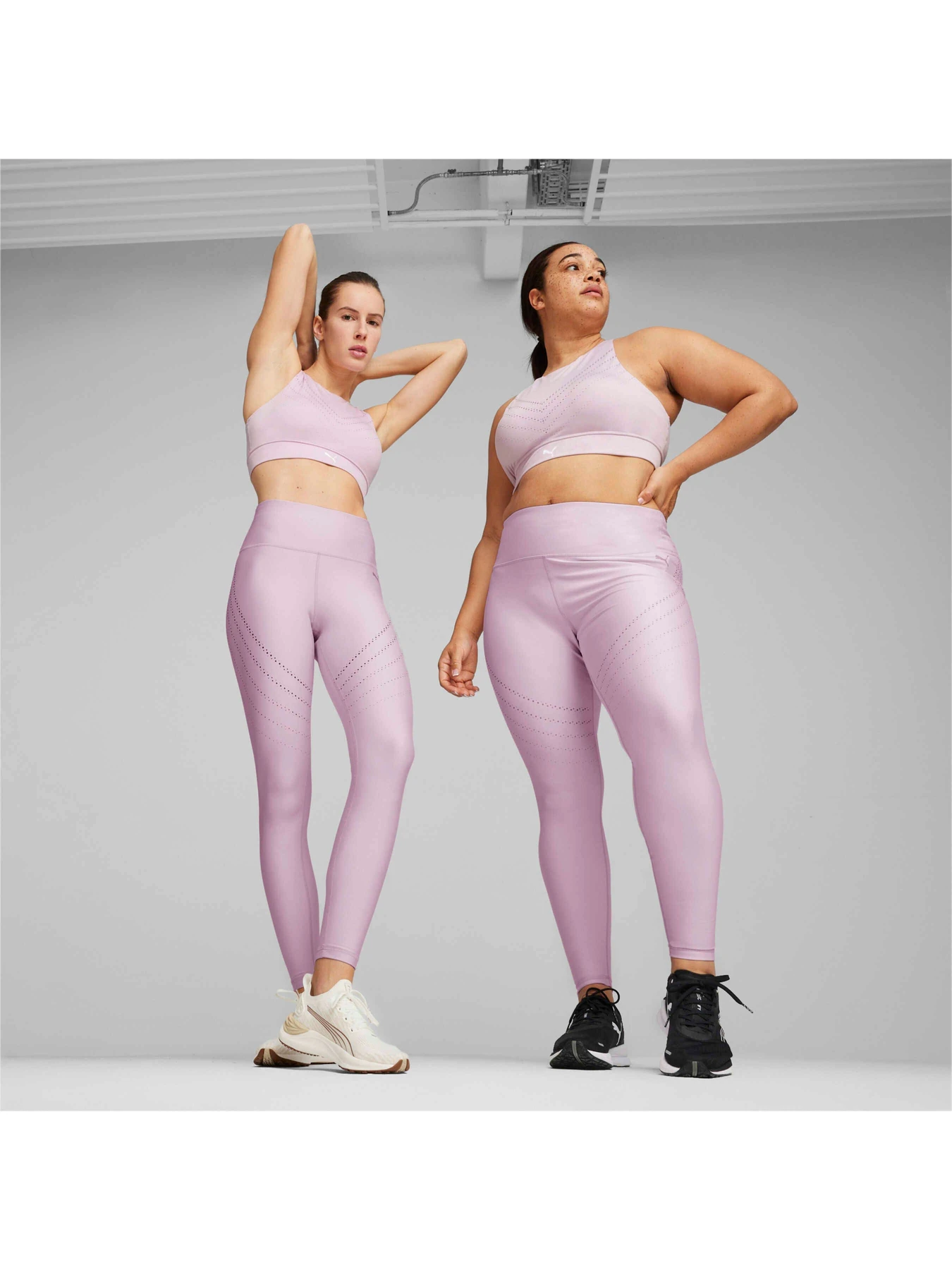 Брюки PUMA Run Ultraform Aop Tight модель 524970 Брюки PUMA Run Ultraform Aop Tight модель 524970 Фото