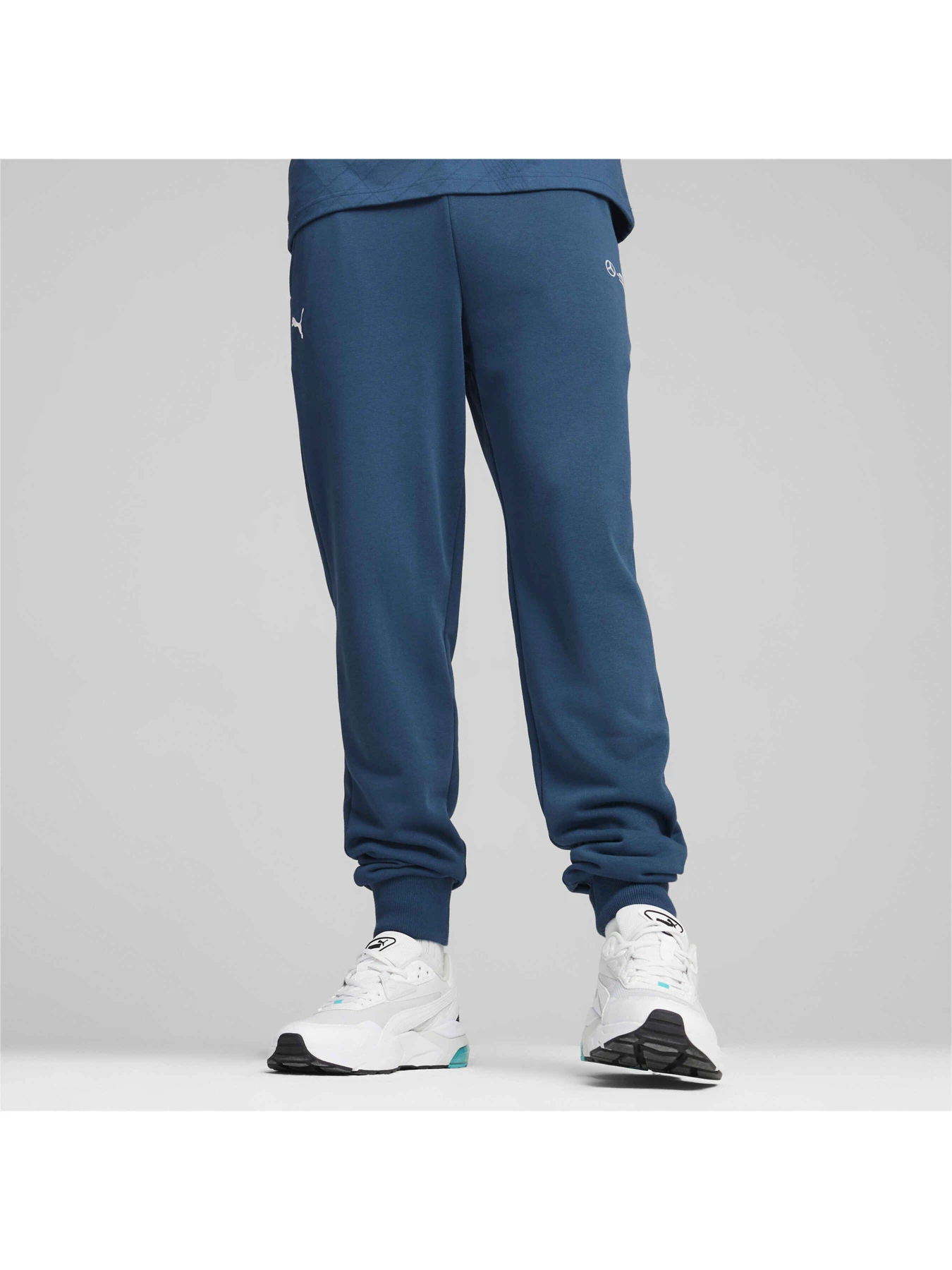 Брюки PUMA Mapf1 Ess Pants модель 623758 Брюки PUMA Mapf1 Ess Pants модель 623758 Фото