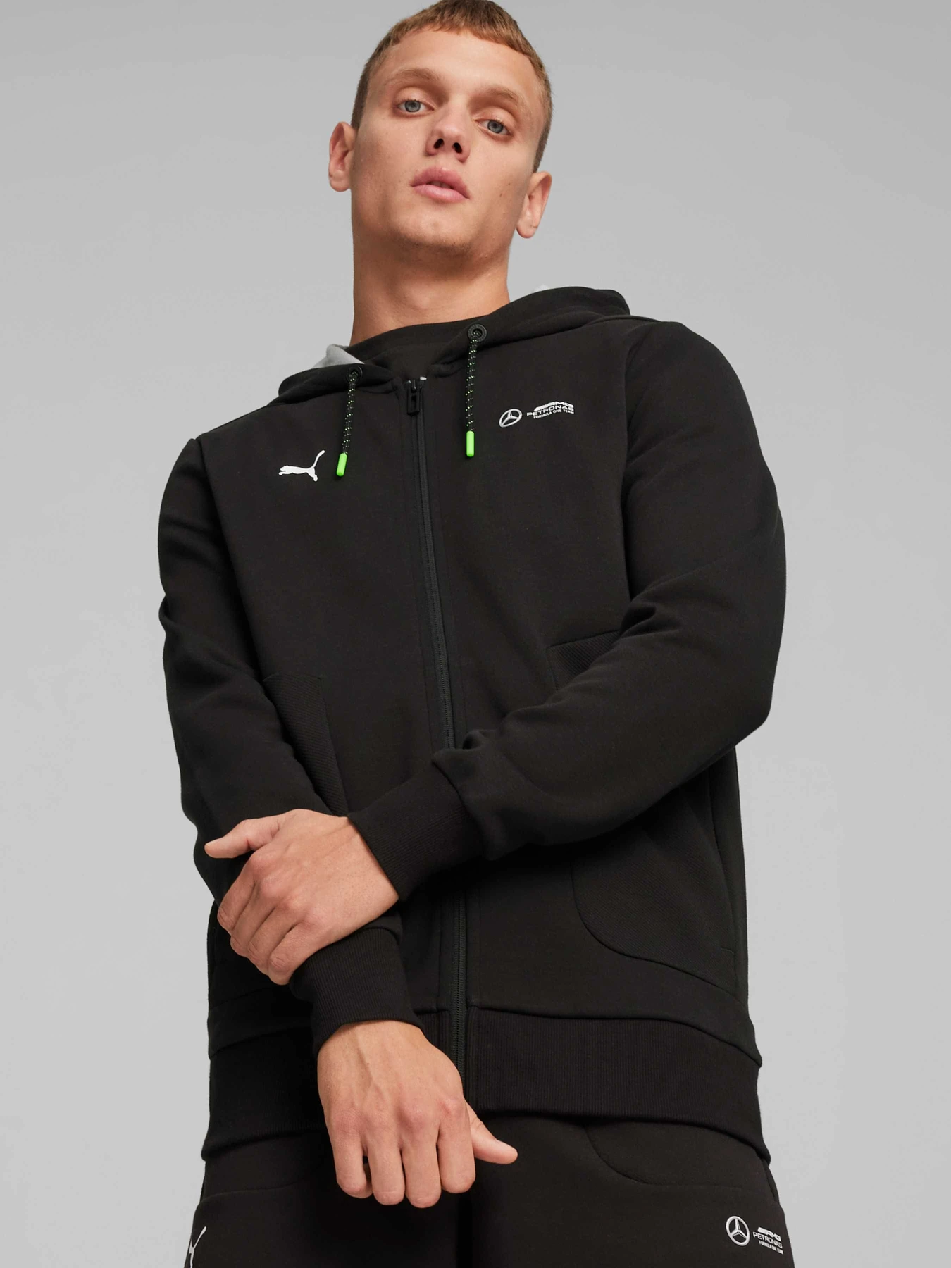 Худи и свитшоты PUMA Mapf1 Hooded Sweat Jacket модель 623744 Худи и свитшоты PUMA Mapf1 Hooded Sweat Jacket модель 623744 Фото