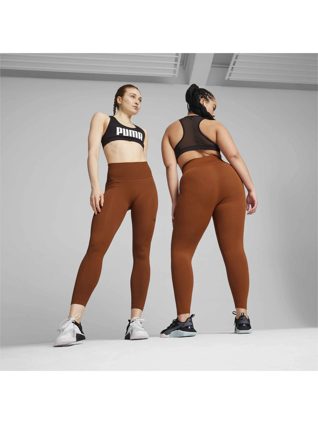 Брюки PUMA Shapeluxe Seamless Tight модель 524360 Фото