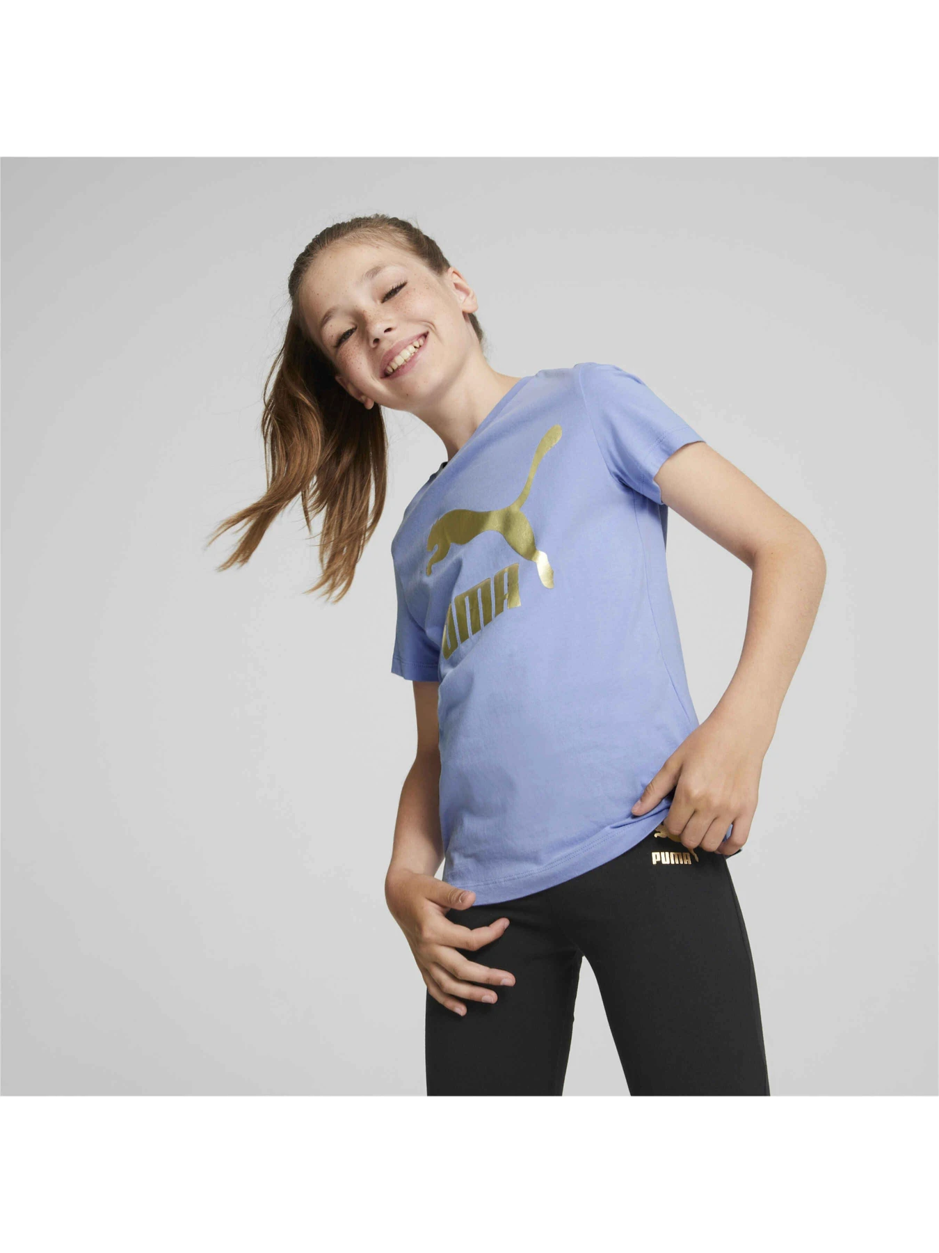 Футболки и поло PUMA Classics Logo Tee модель 530208 Футболки и поло PUMA Classics Logo Tee модель 530208 Фото