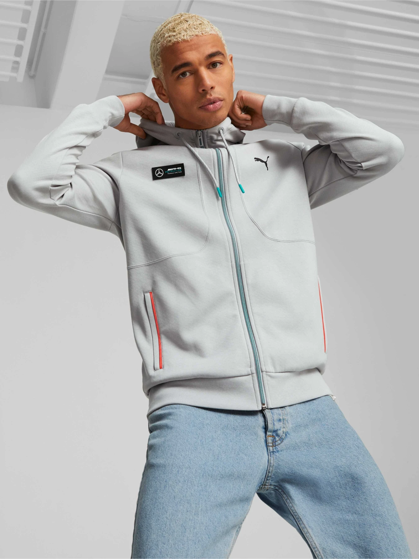 Худи и свитшоты PUMA Mapf1 Hooded Sweat Jacket модель 538460 Худи и свитшоты PUMA Mapf1 Hooded Sweat Jacket модель 538460 Фото