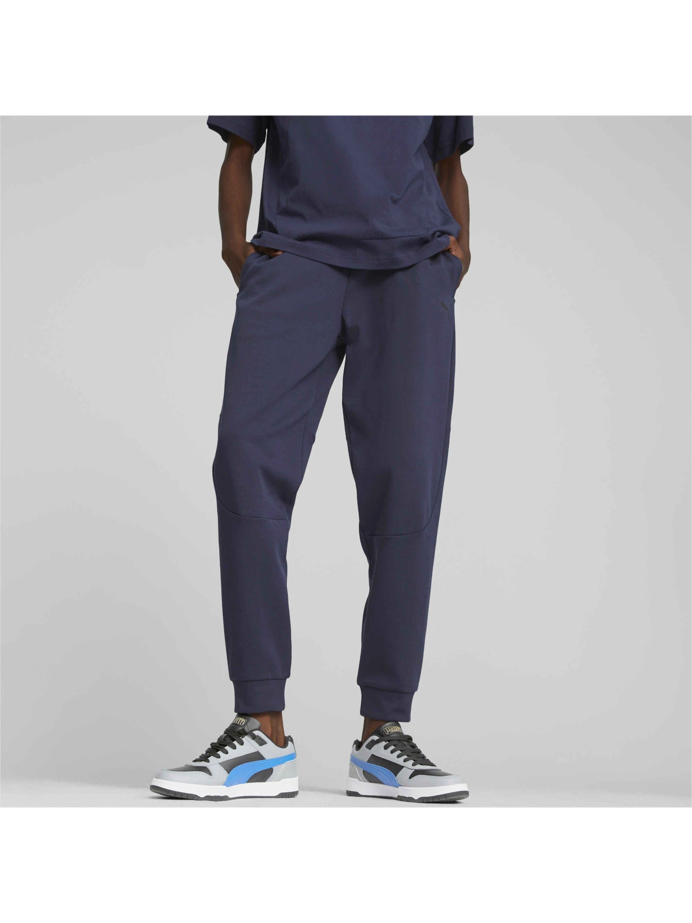 Штани PUMA Rad/cal Pants модель 675890 Штани PUMA Rad/cal Pants модель 675890 Фото