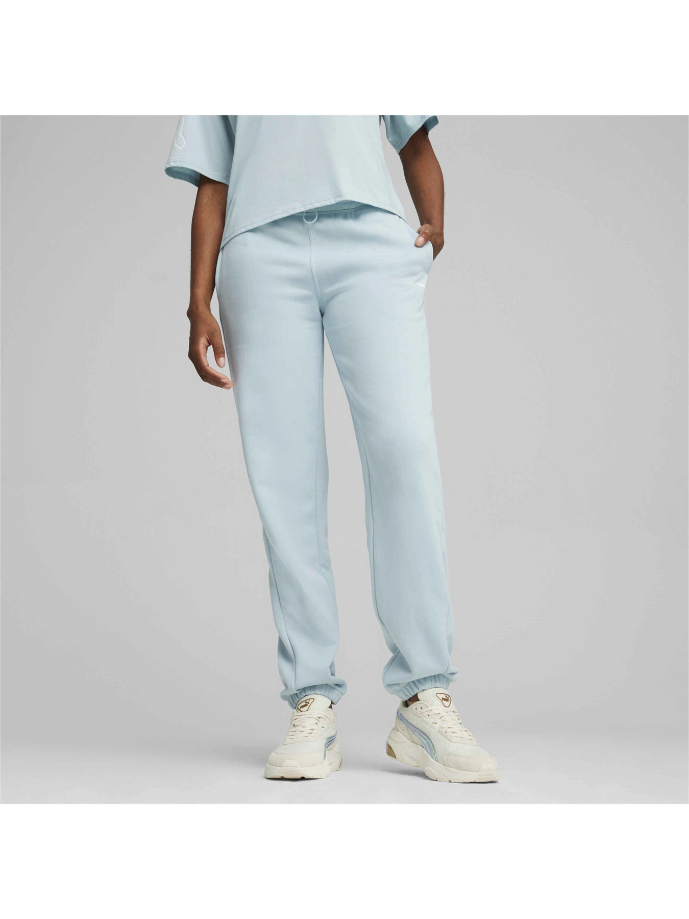 Штани PUMA Motion Pants Tr модель 677917 Штани PUMA Motion Pants Tr модель 677917 Фото