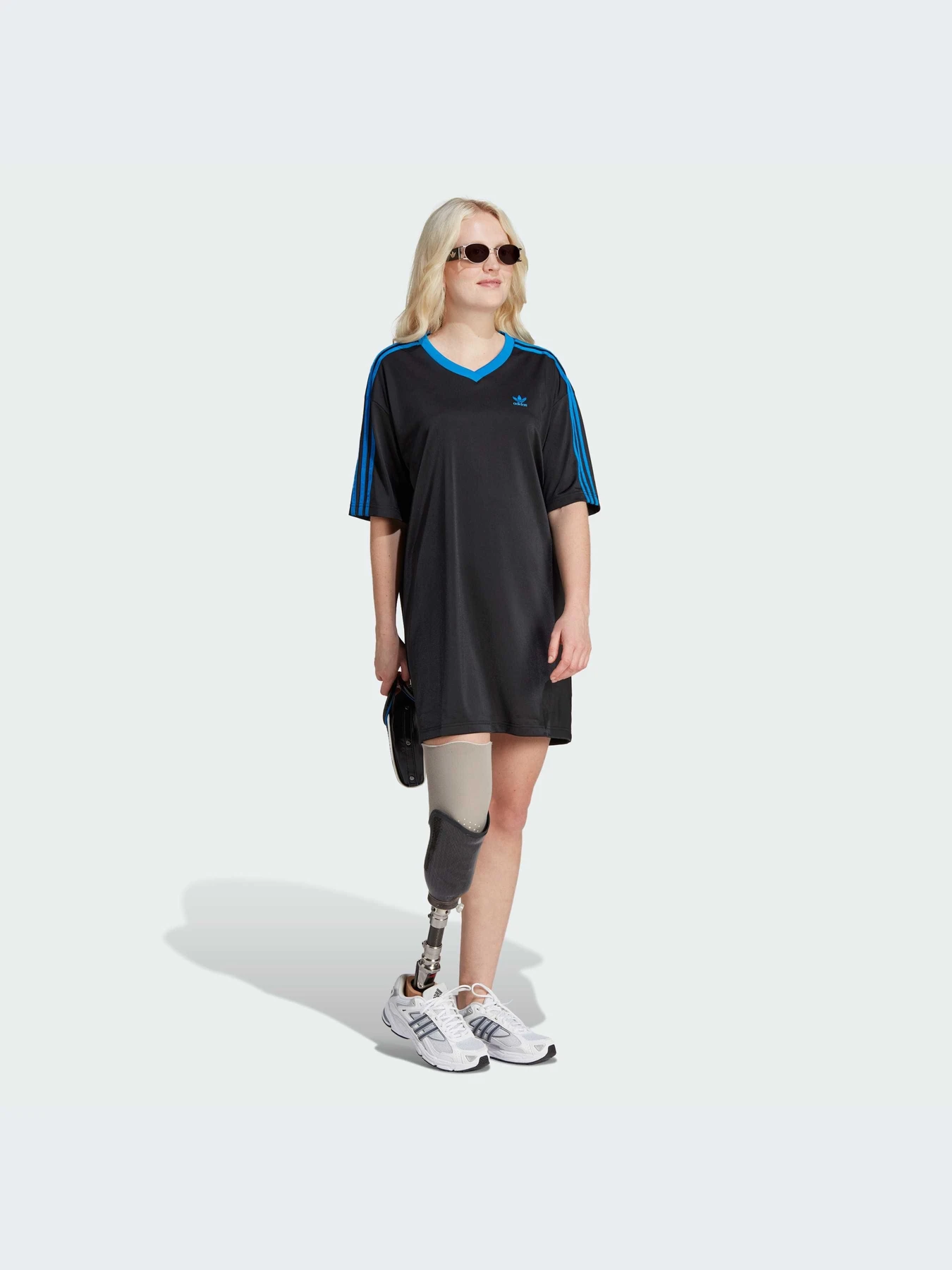 Платья Adidas модель IU2471 Фото