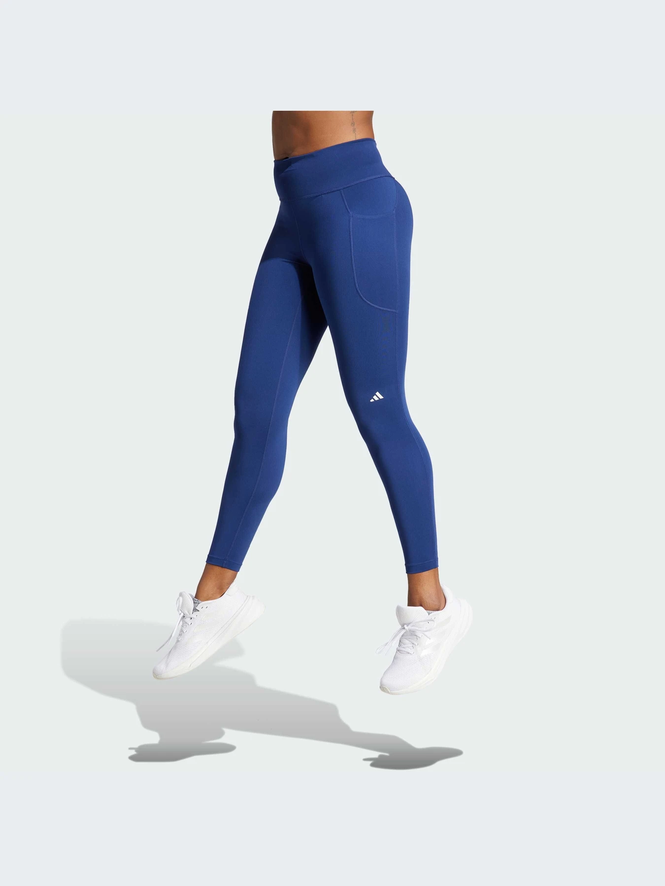 Брюки Adidas модель IU1648 Брюки Adidas модель IU1648 Фото