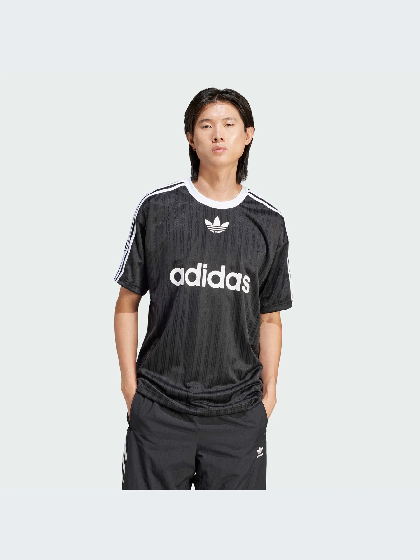 Футболки и поло Adidas Adicolor модель IU2341 Футболки и поло Adidas Adicolor модель IU2341 Фото