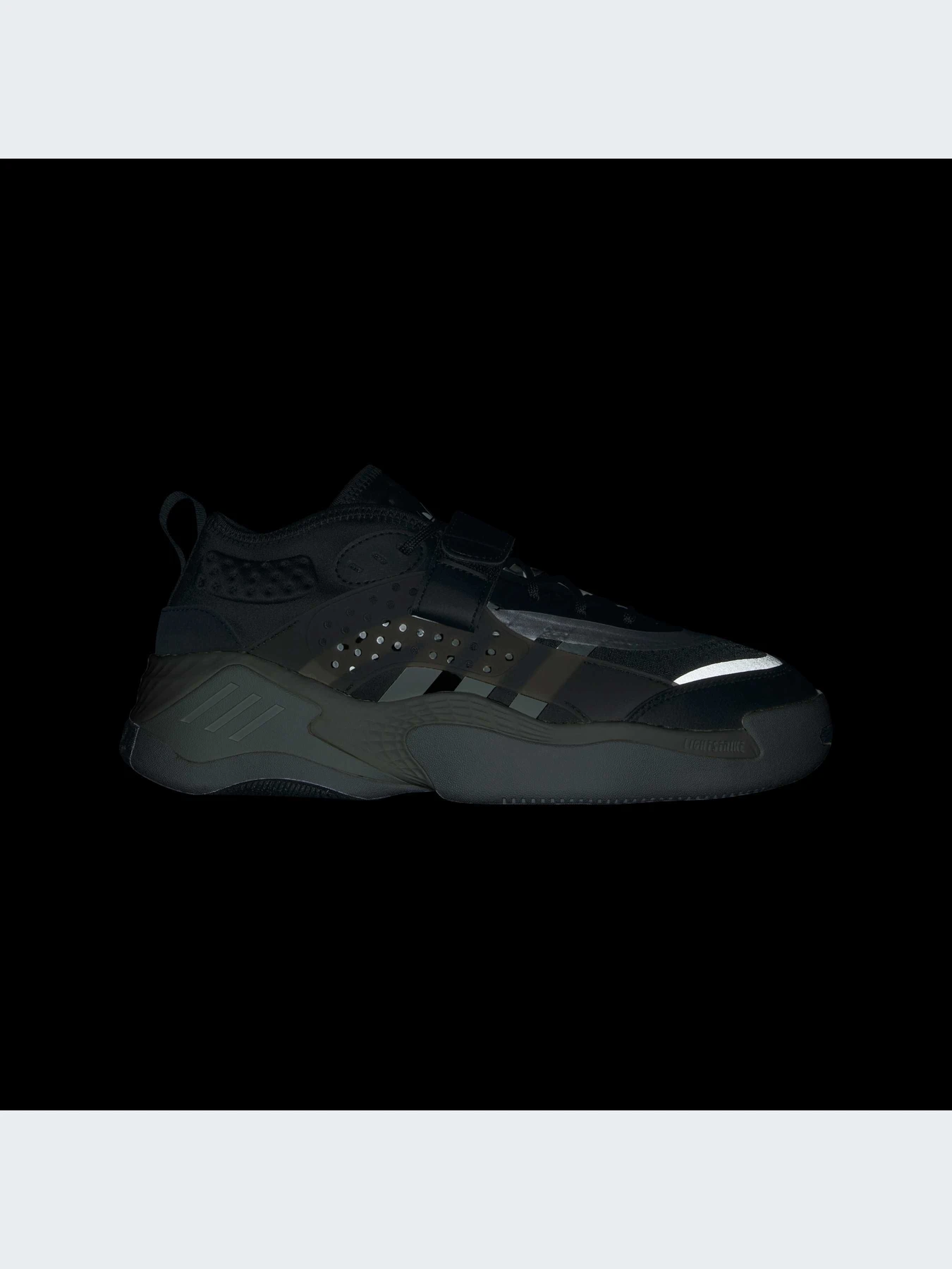 Кросівки Adidas Streetball модель IG6104 Кросівки Adidas Streetball модель IG6104 Фото
