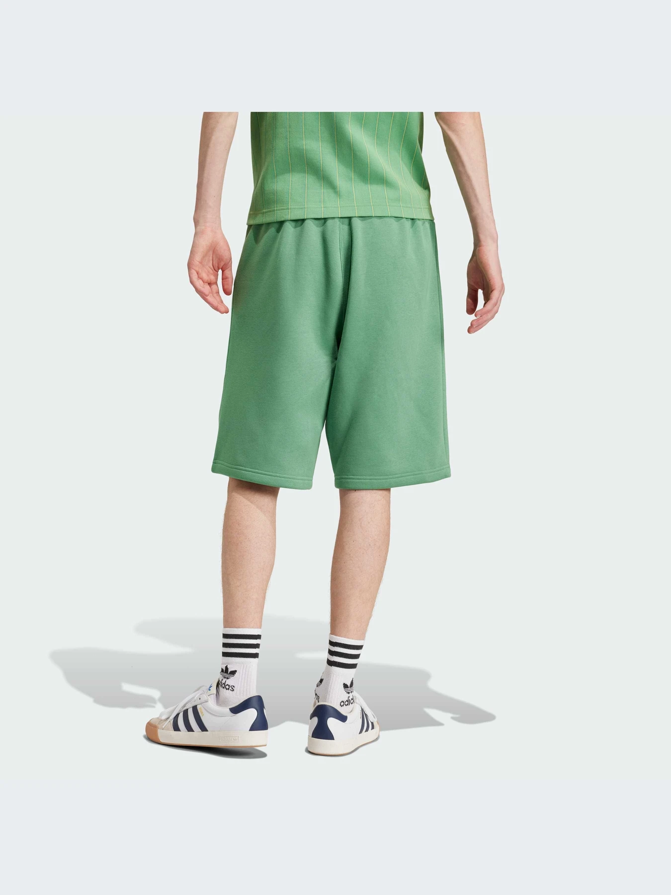 Шорты Adidas модель IU2355 Шорты Adidas модель IU2355 Фото