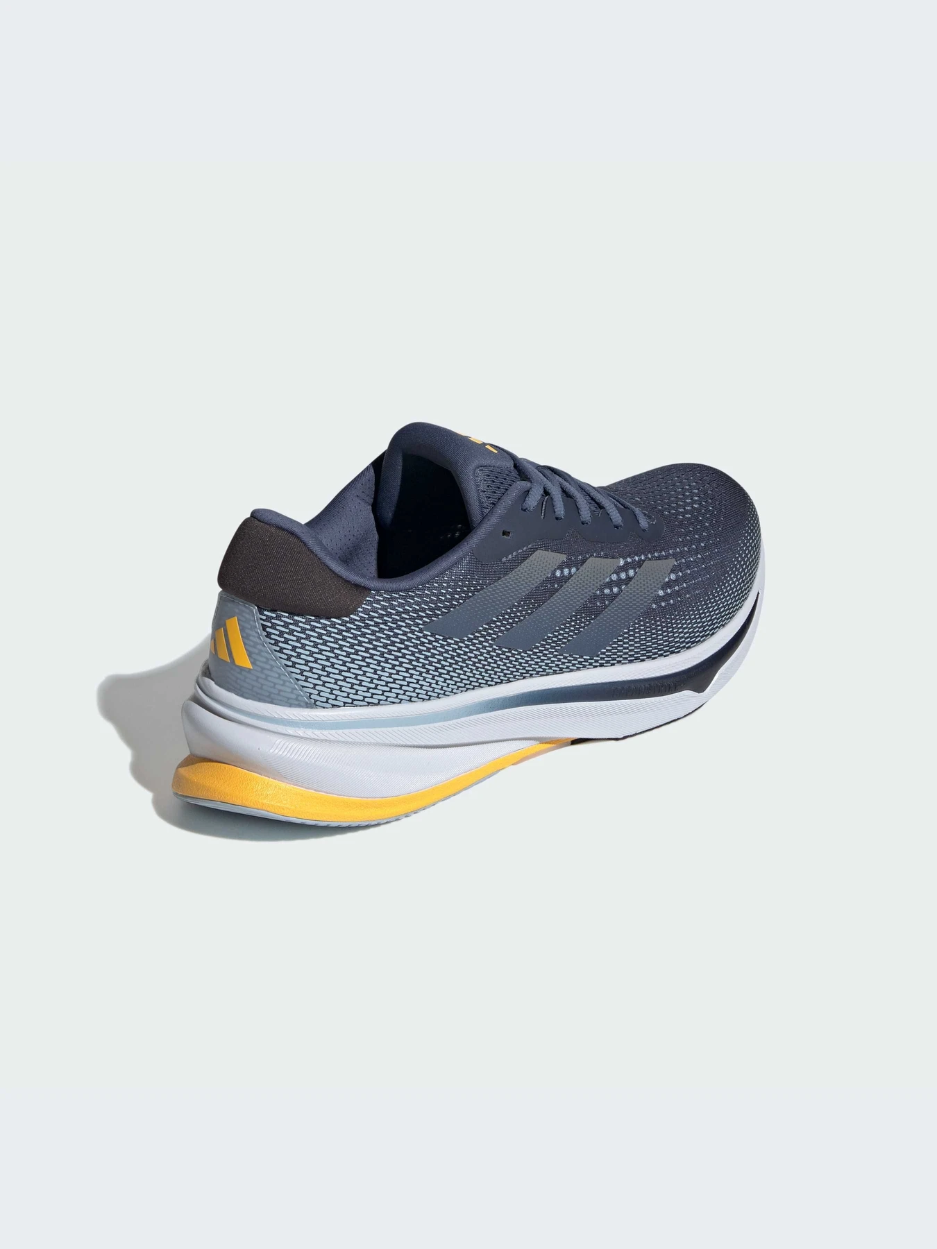 Кроссовки Adidas Supernova модель IF9837 Кроссовки Adidas Supernova модель IF9837 Фото