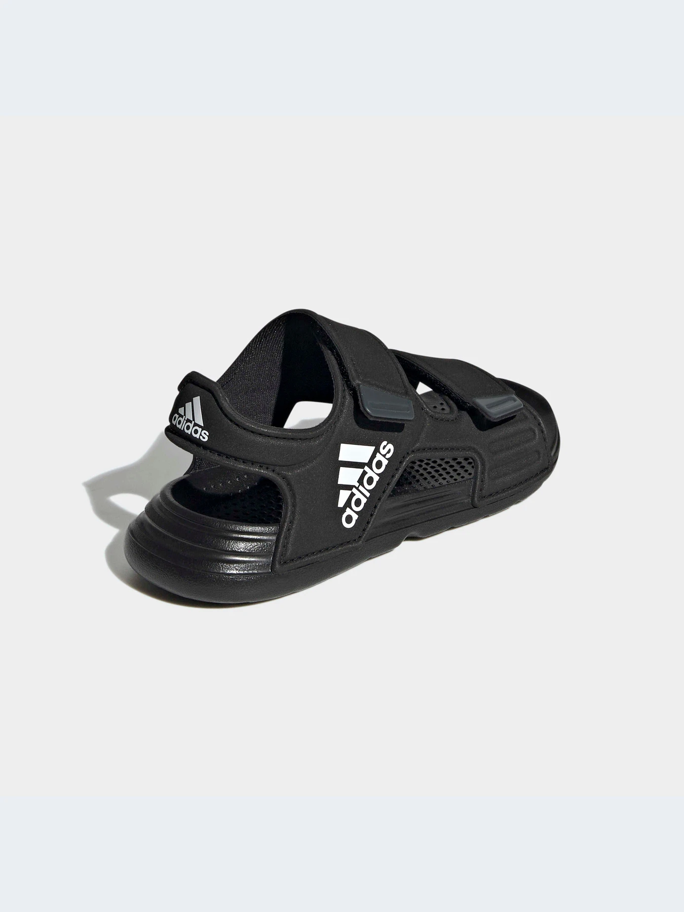 Сандалии Adidas модель GV7802 Фото