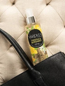 Увлажняющий парфюм для тела Yardley London модель 5056179301696 Фото