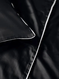 Комплект постільної білизни Black з принтом "Поцілунок" B.D.S.M. модель SBCPKB01 Фото