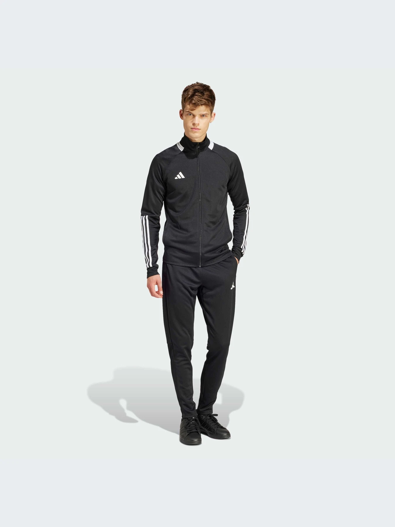 Костюмы Adidas 3 Stripes модель IR7843 Костюмы Adidas 3 Stripes модель IR7843 Фото