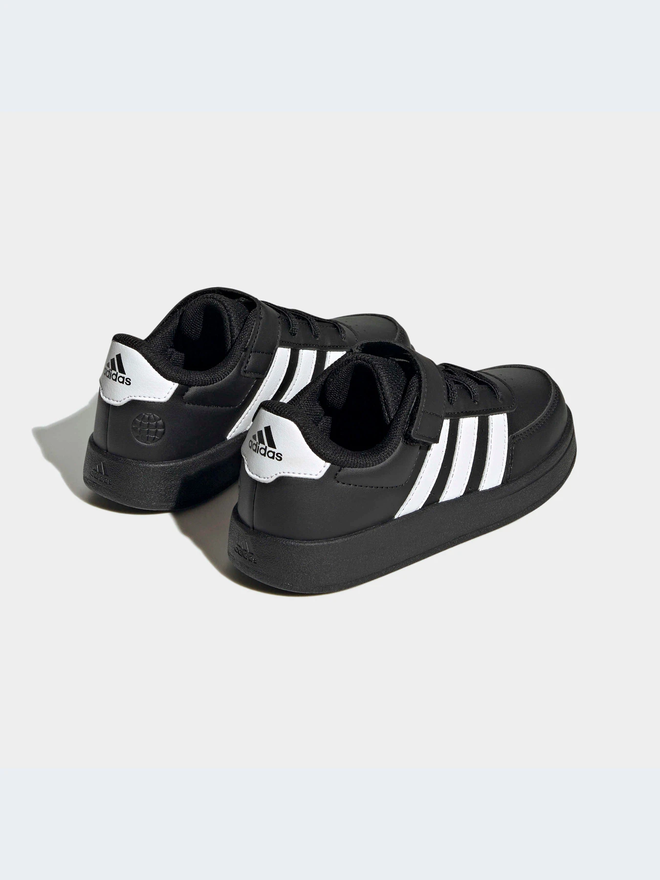 Кроссовки Adidas модель HP8968 Фото