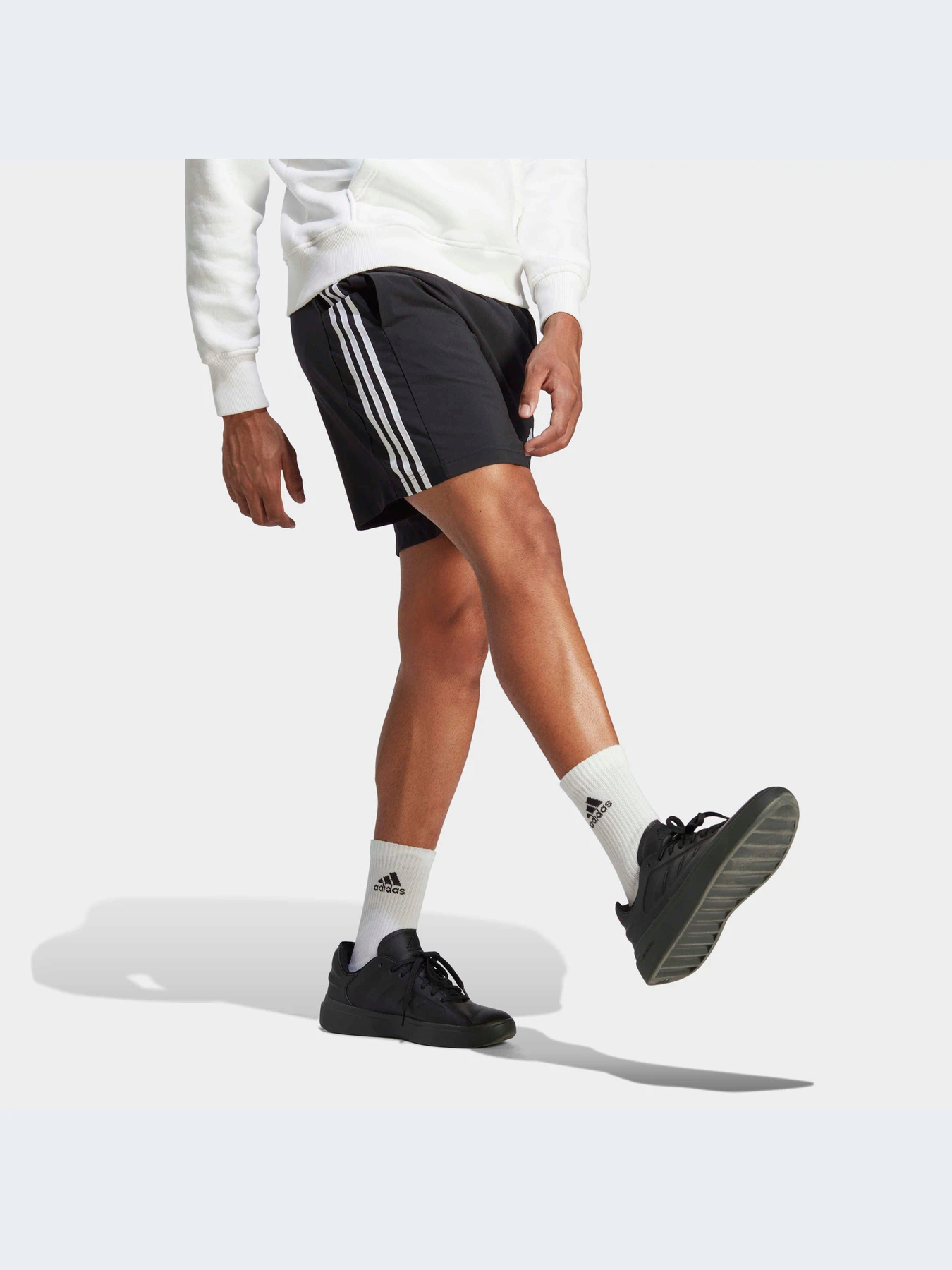Шорты Adidas модель IC1484 Фото