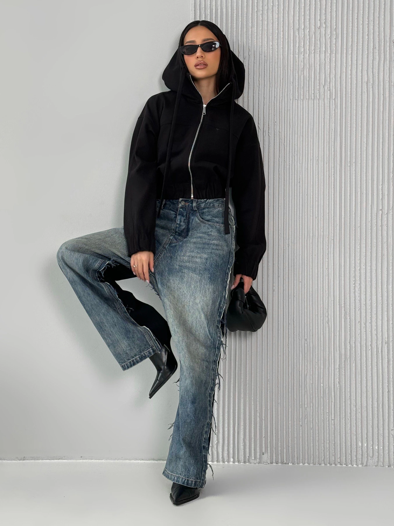 Худи и свитшоты Jadone Fashion модель Banni_c Фото