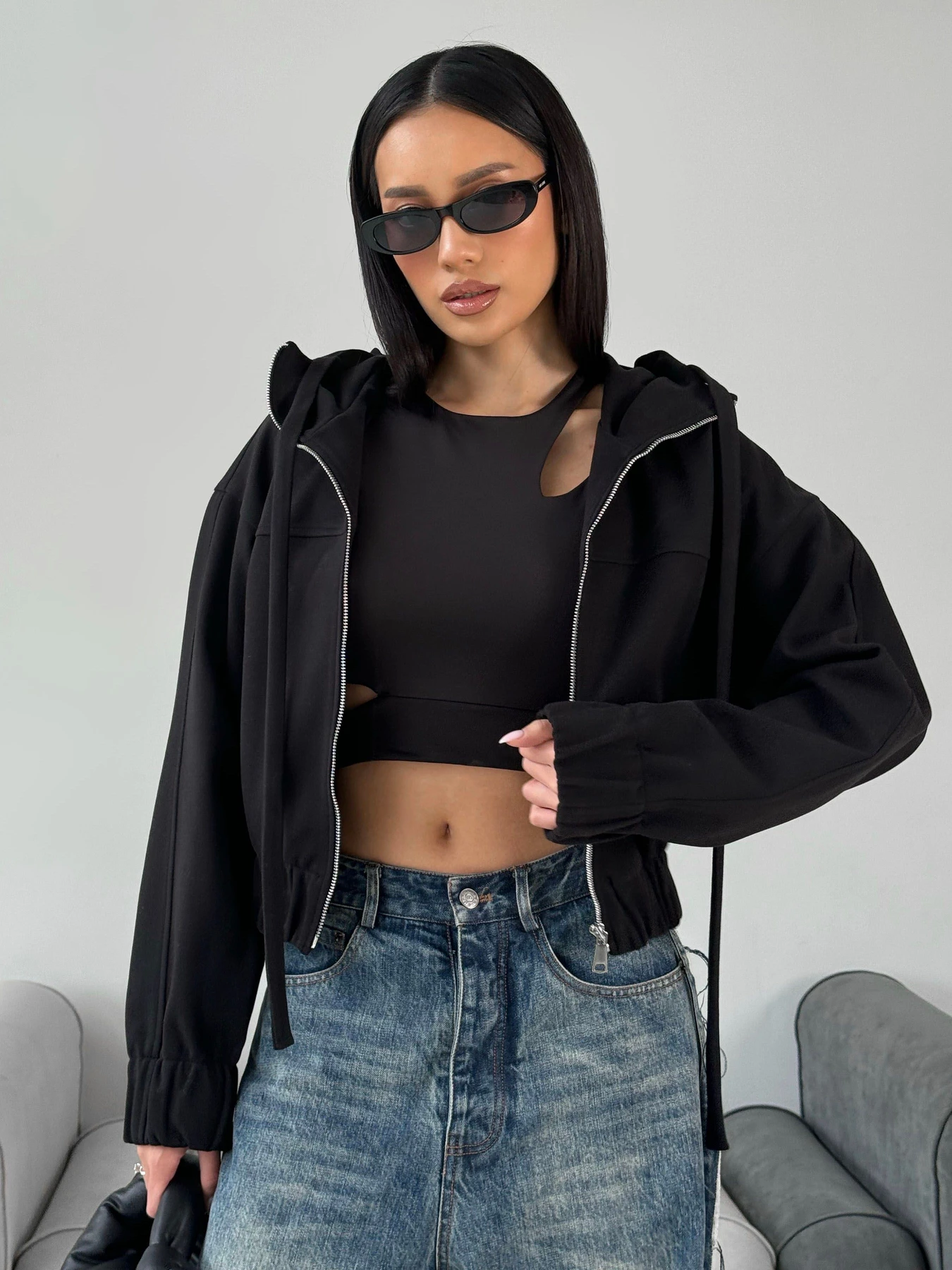 Худи и свитшоты Jadone Fashion модель Banni_c Фото
