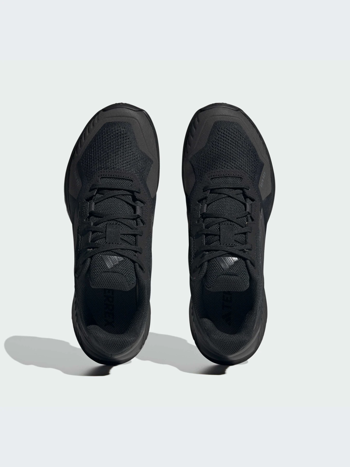 Кроссовки Adidas модель IF5015 Кроссовки Adidas модель IF5015 Фото