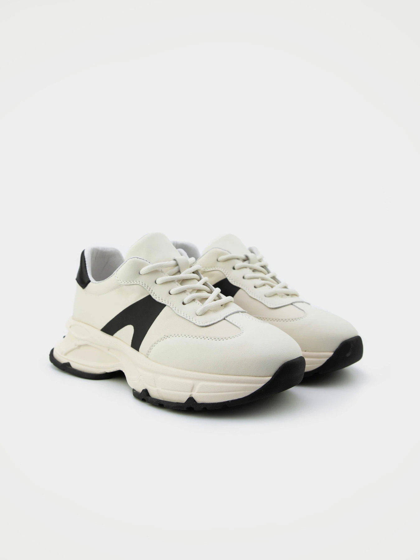 Кросівки URBAN TRACE модель UT24-W-1104-1 Фото