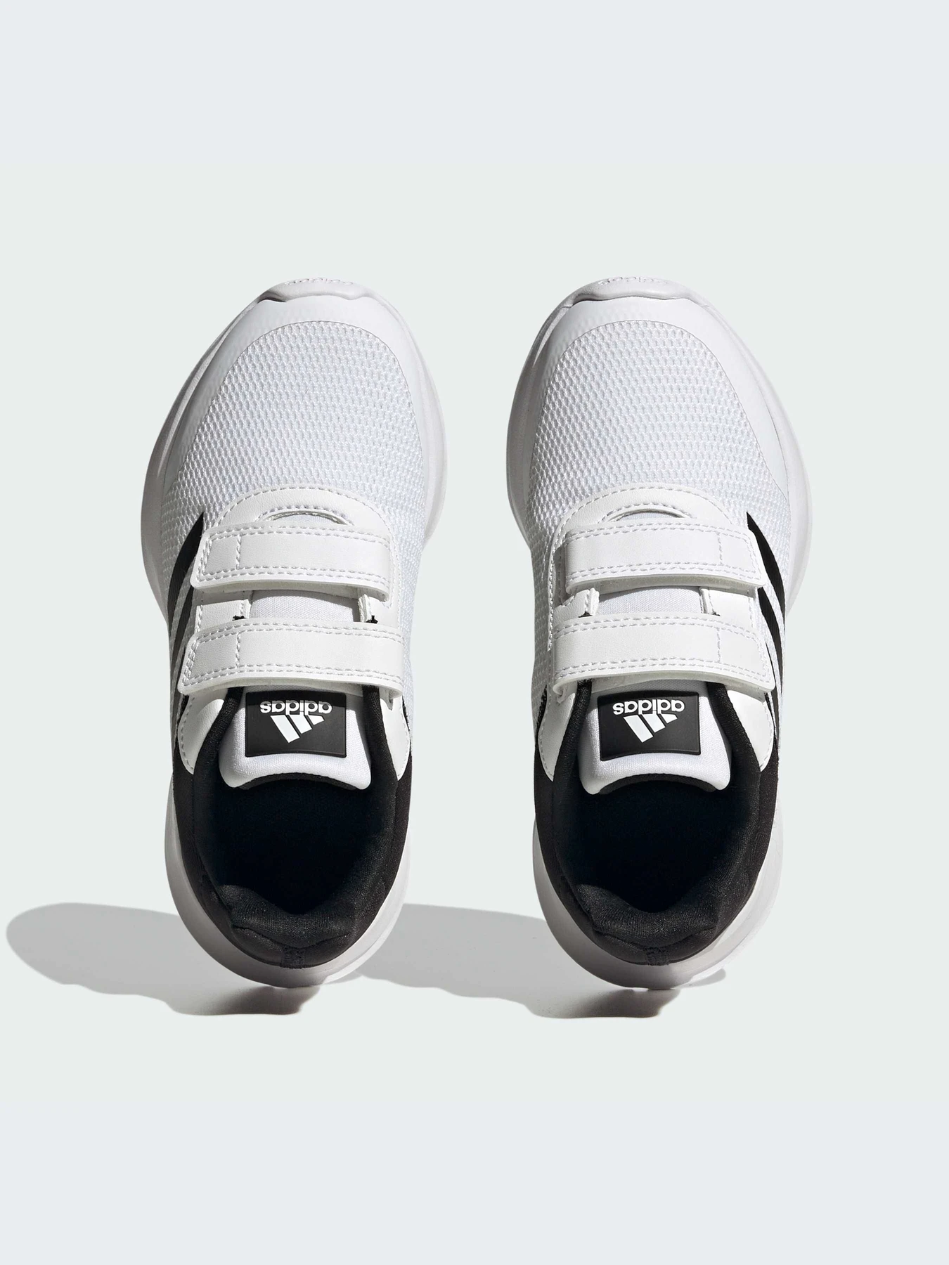 Кроссовки Adidas модель IF0354 Кроссовки Adidas модель IF0354 Фото