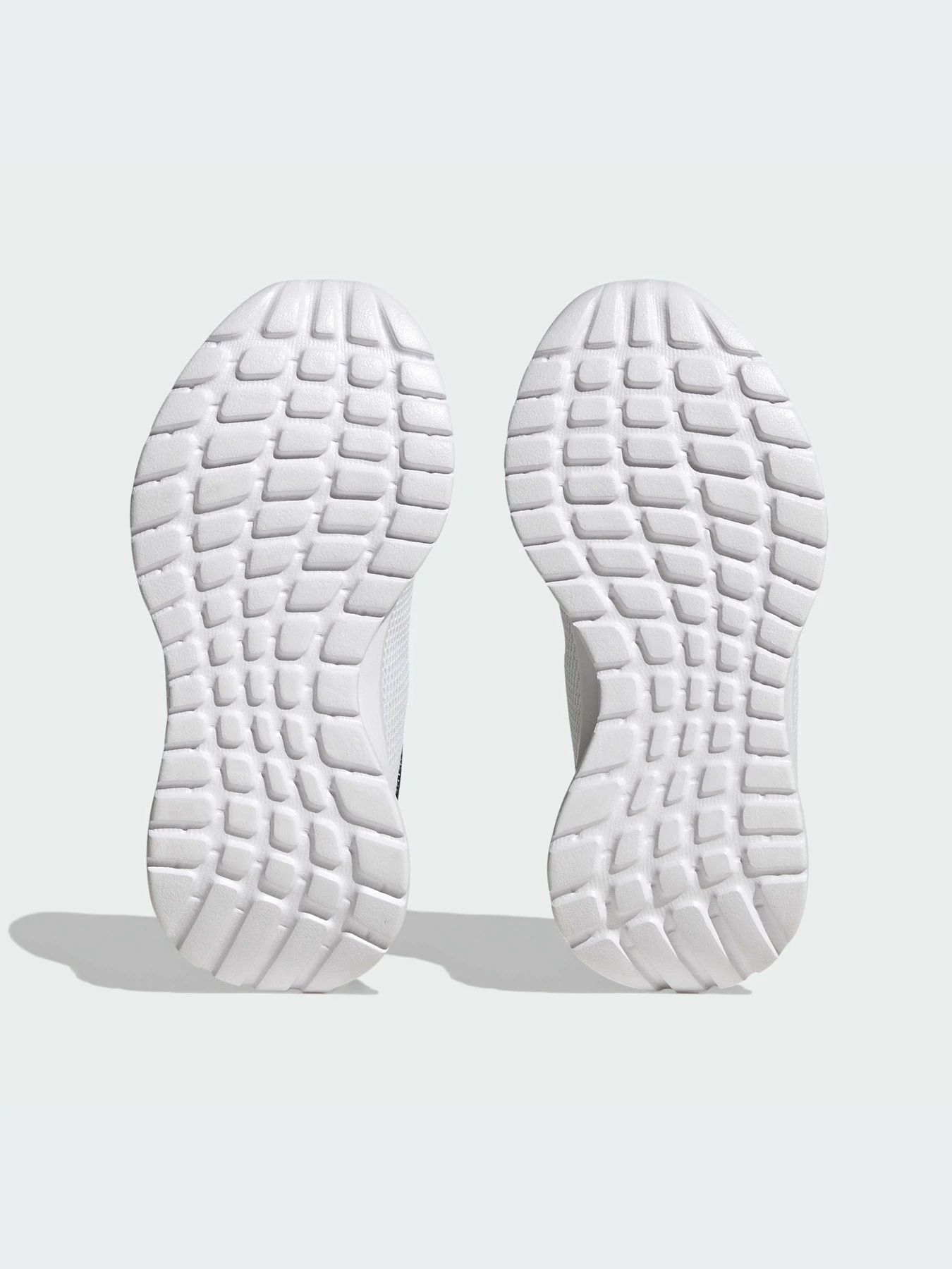 Кроссовки Adidas модель IF0354 Кроссовки Adidas модель IF0354 Фото