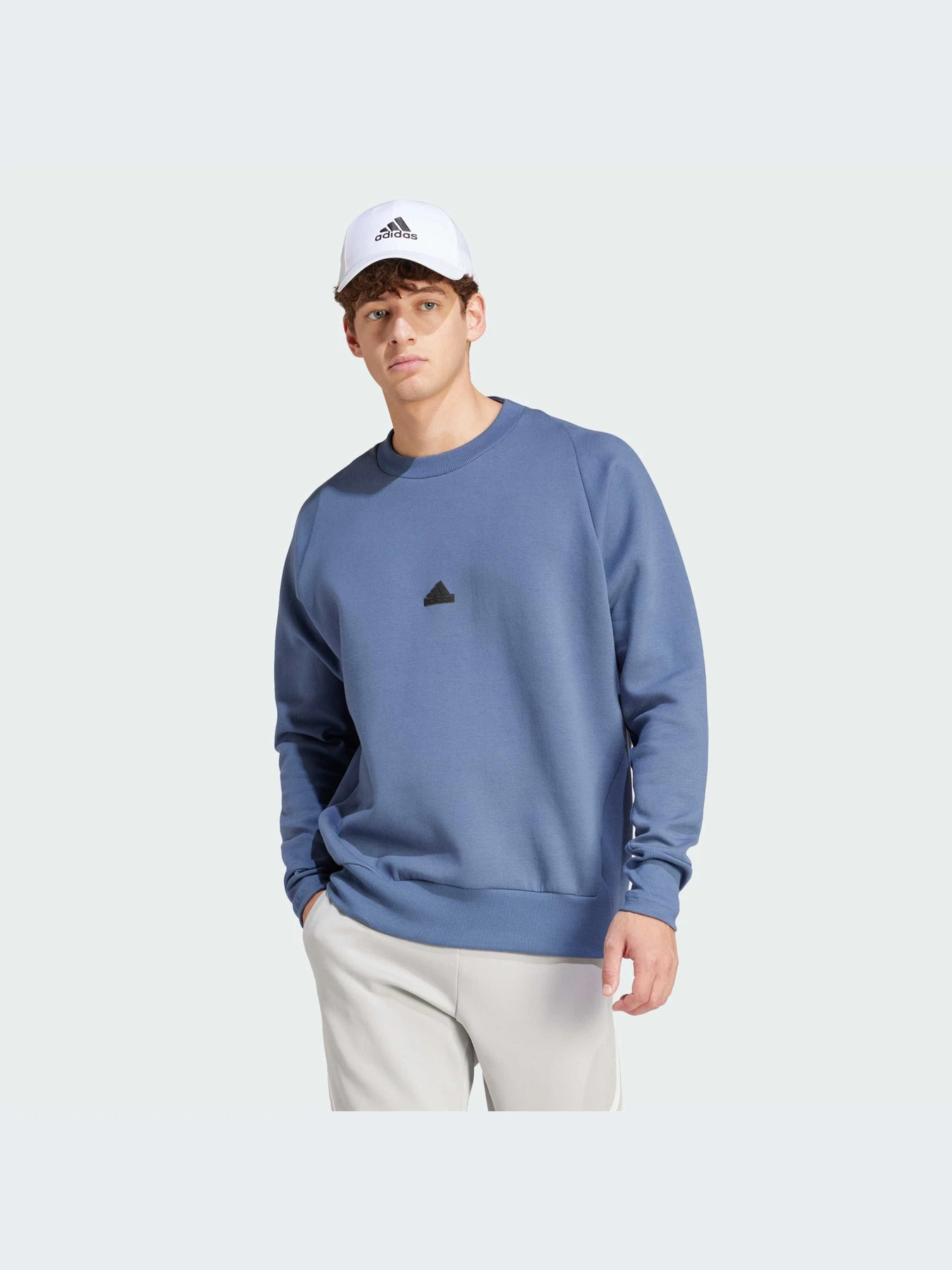 Худи и свитшоты Adidas ZNE модель IR5243 Худи и свитшоты Adidas ZNE модель IR5243 Фото