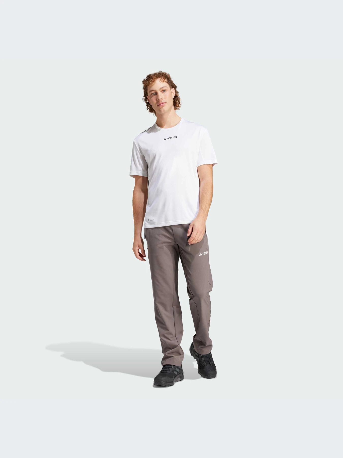 Брюки Adidas модель IQ3511 Брюки Adidas модель IQ3511 Фото