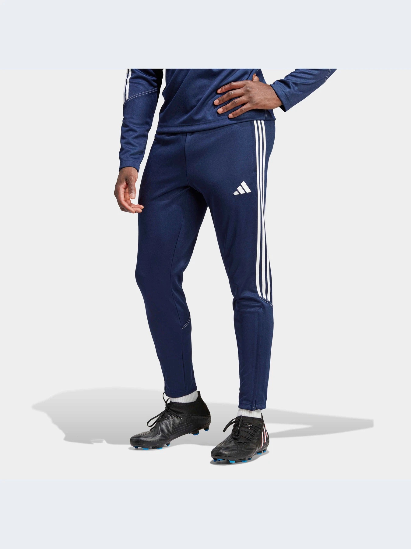 Брюки Adidas Tiro модель HZ0173 Брюки Adidas Tiro модель HZ0173 Фото