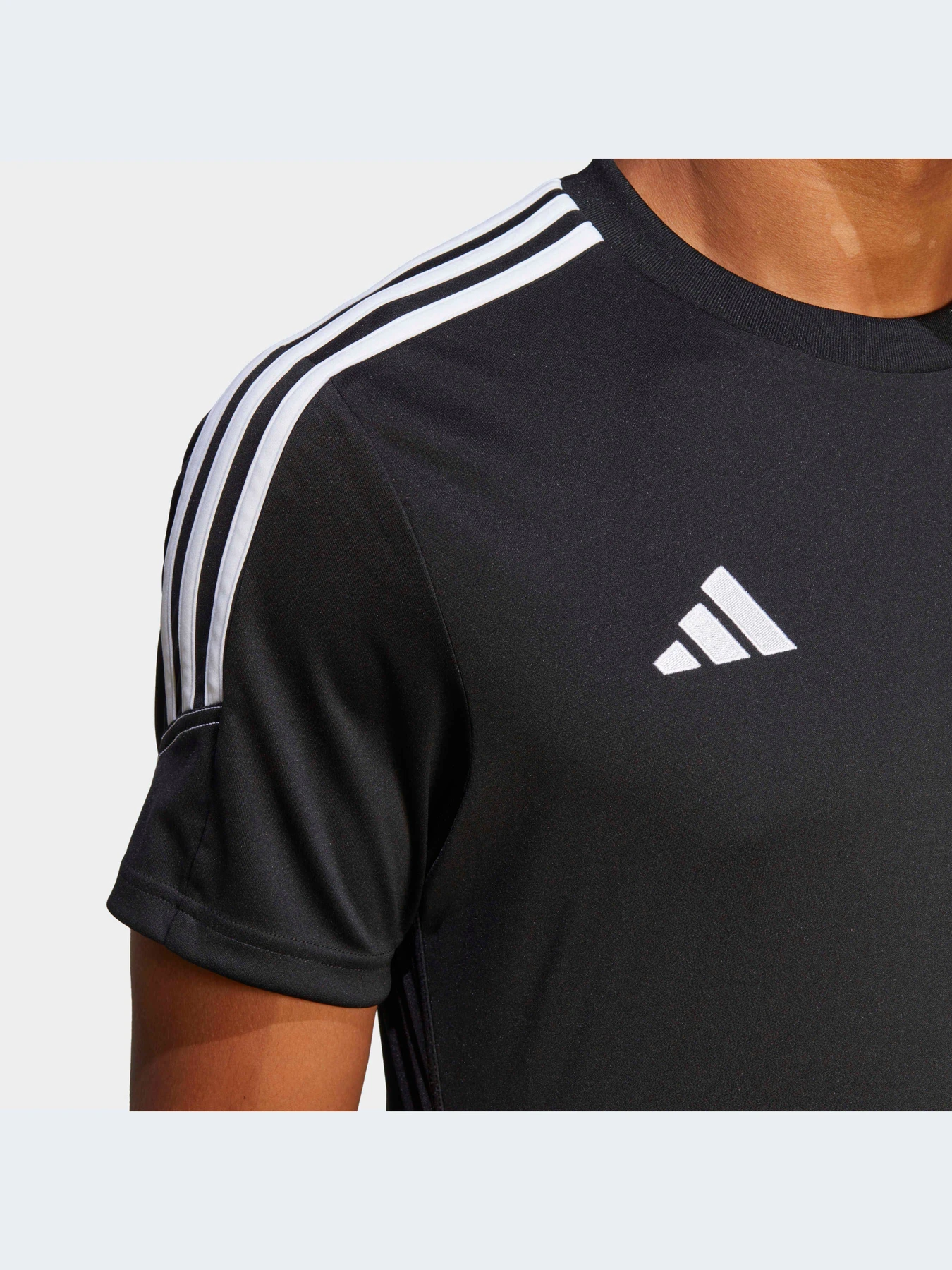 Футболки и поло Adidas Tiro модель HS9531 Футболки и поло Adidas Tiro модель HS9531 Фото
