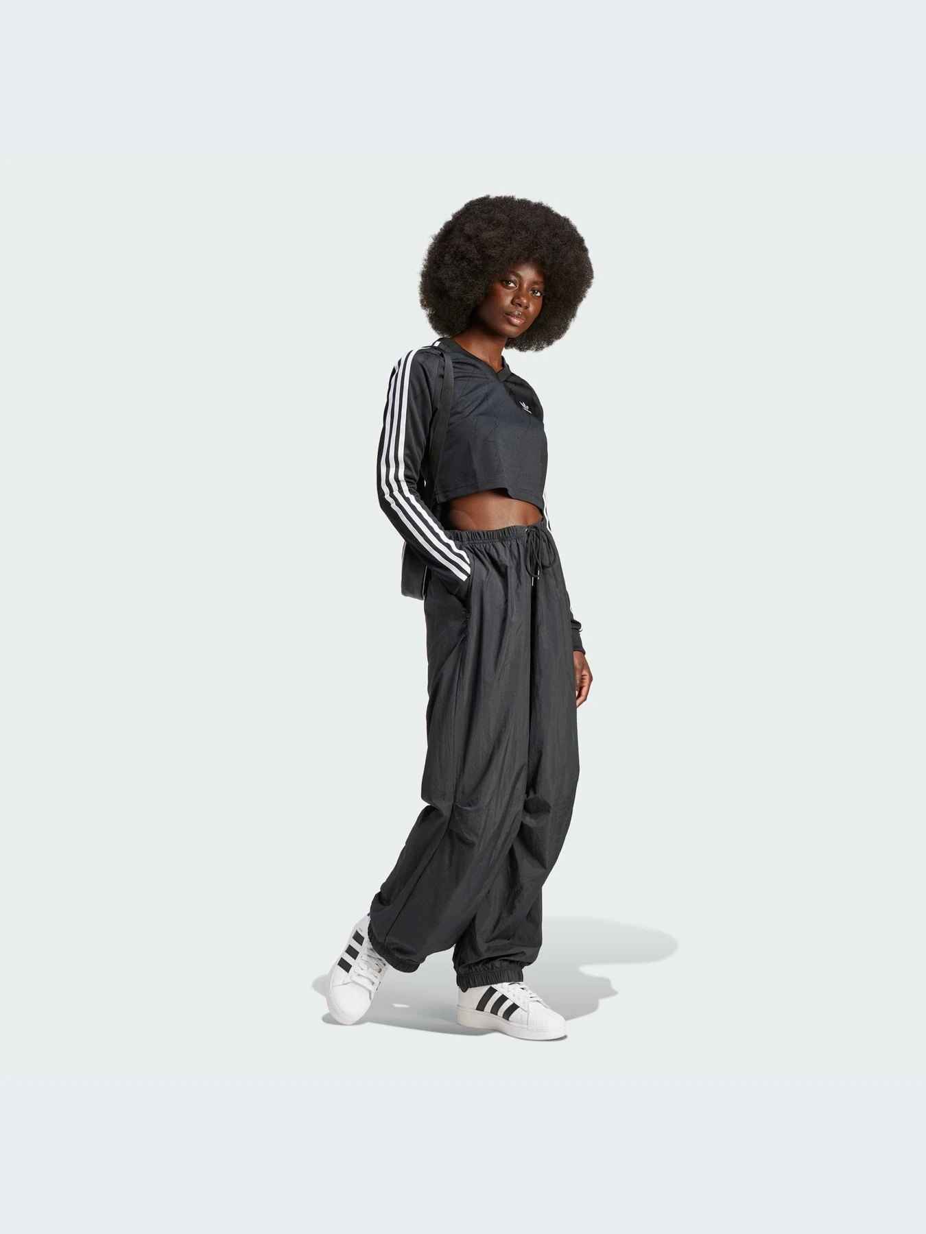 Худі та світшоти Adidas модель IT9707 Худі та світшоти Adidas модель IT9707 Фото