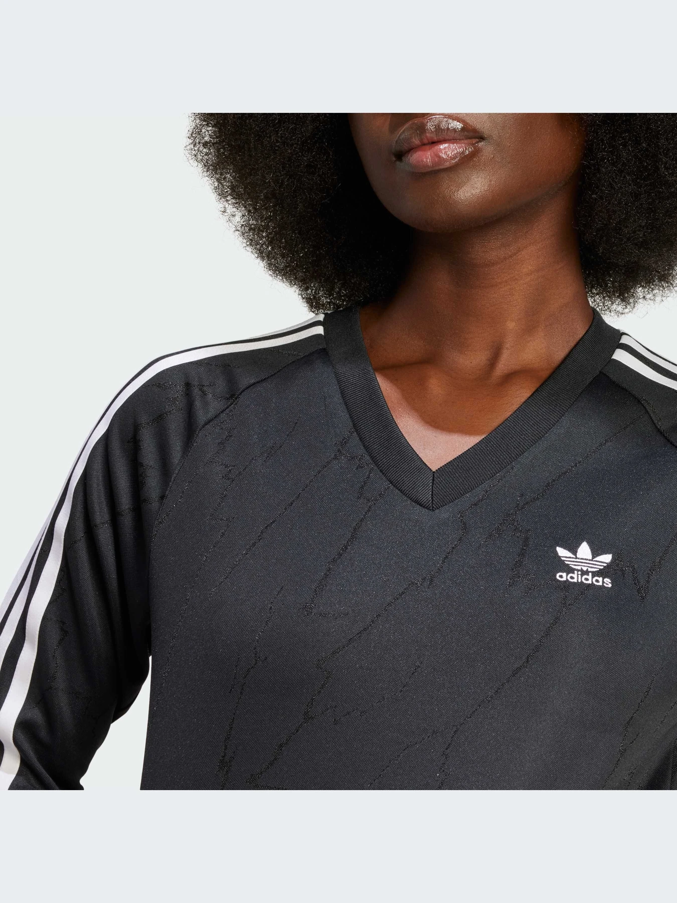 Худі та світшоти Adidas модель IT9707 Худі та світшоти Adidas модель IT9707 Фото