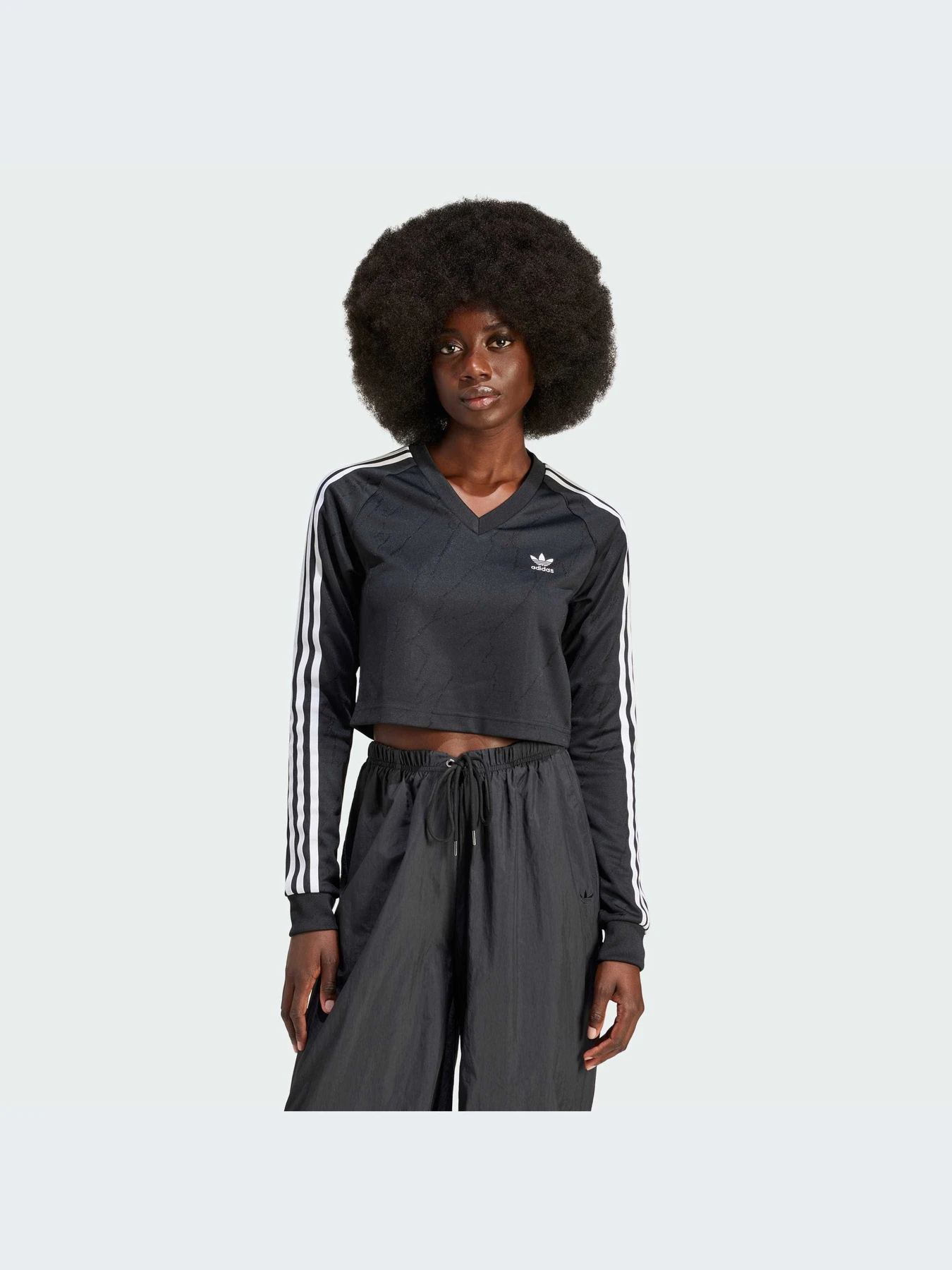 Худі та світшоти Adidas модель IT9707 Худі та світшоти Adidas модель IT9707 Фото