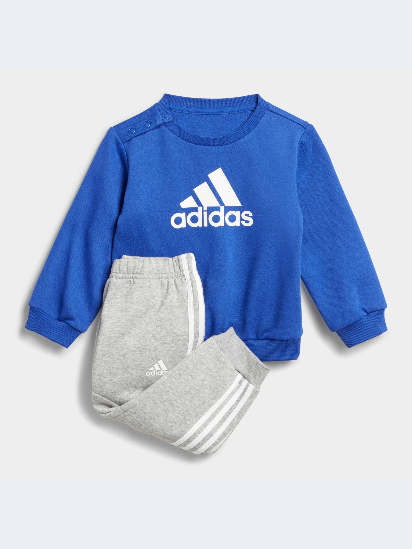 Костюмы Adidas модель IJ8857 Костюмы Adidas модель IJ8857 Фото