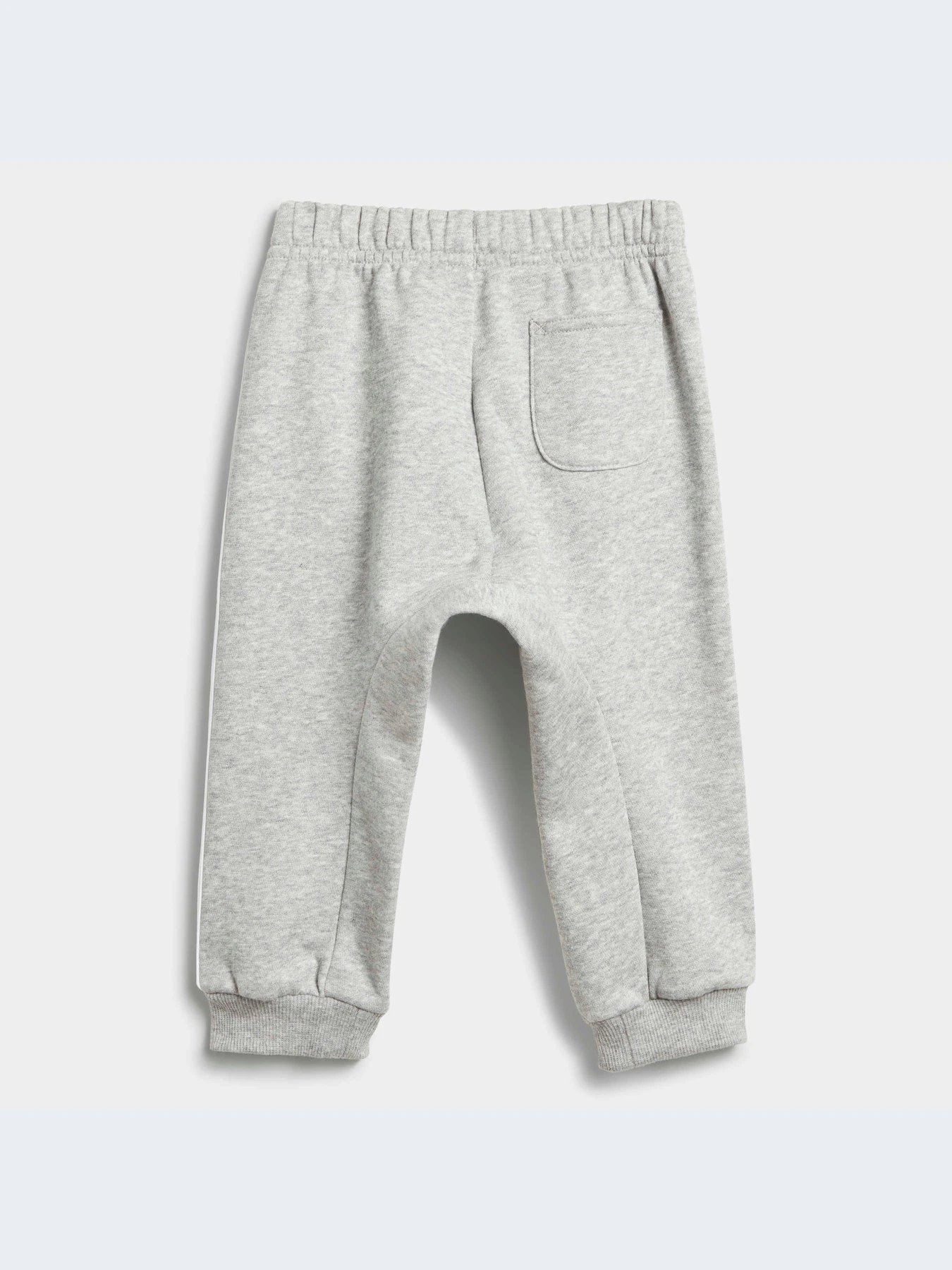 Костюмы Adidas модель IJ8857 Костюмы Adidas модель IJ8857 Фото